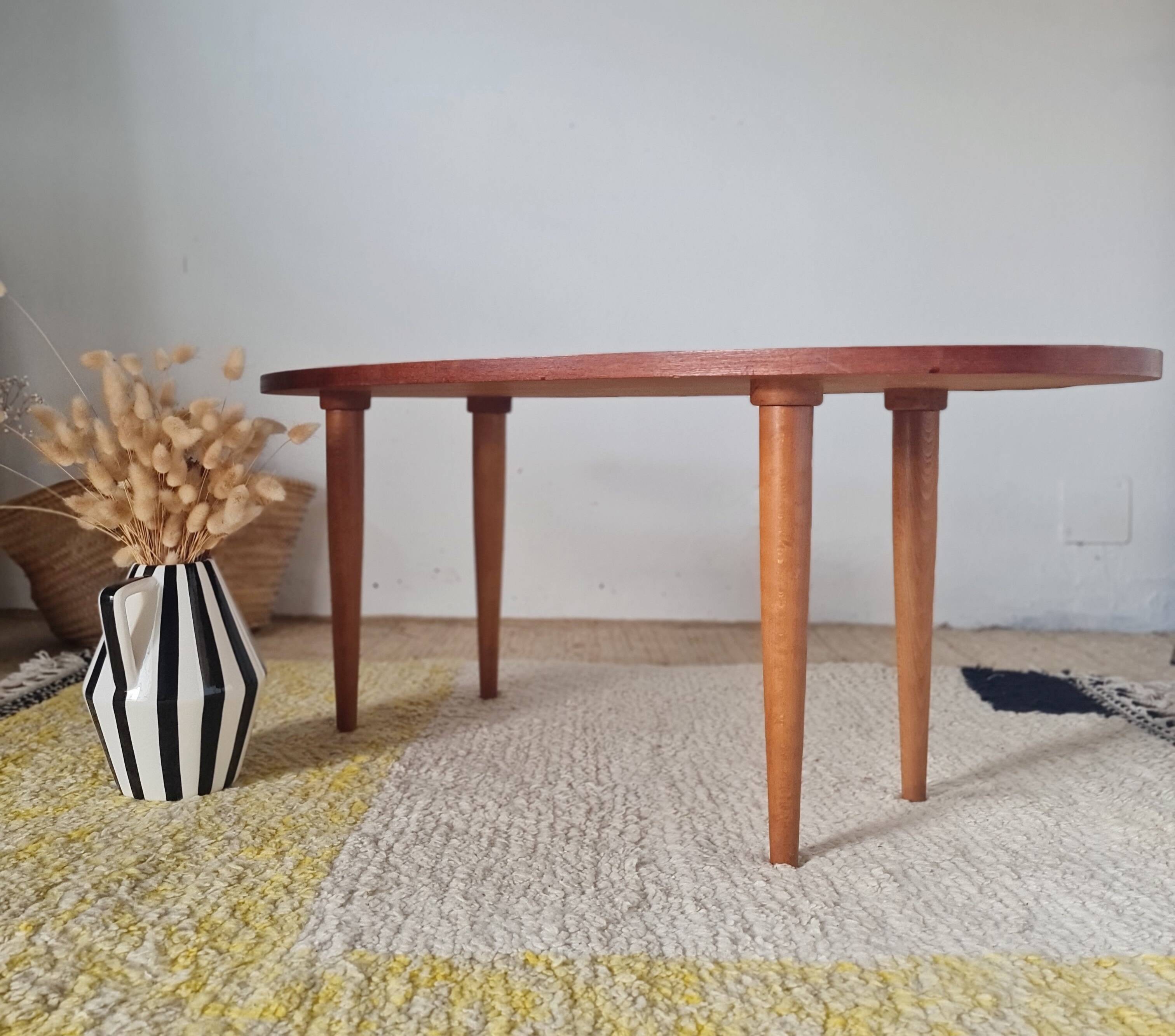 Table basse vintage plateau ovale scandinave