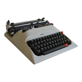 Olivetti Lettera 12 typewriter by Mario Bellini