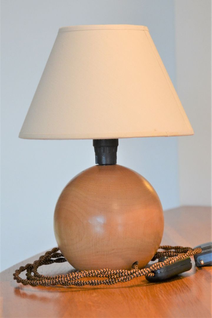 Table lamp, wooden ball foot