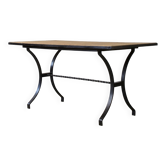 Table de repas en rotin et fer forgé similaire à Audoux & Minet