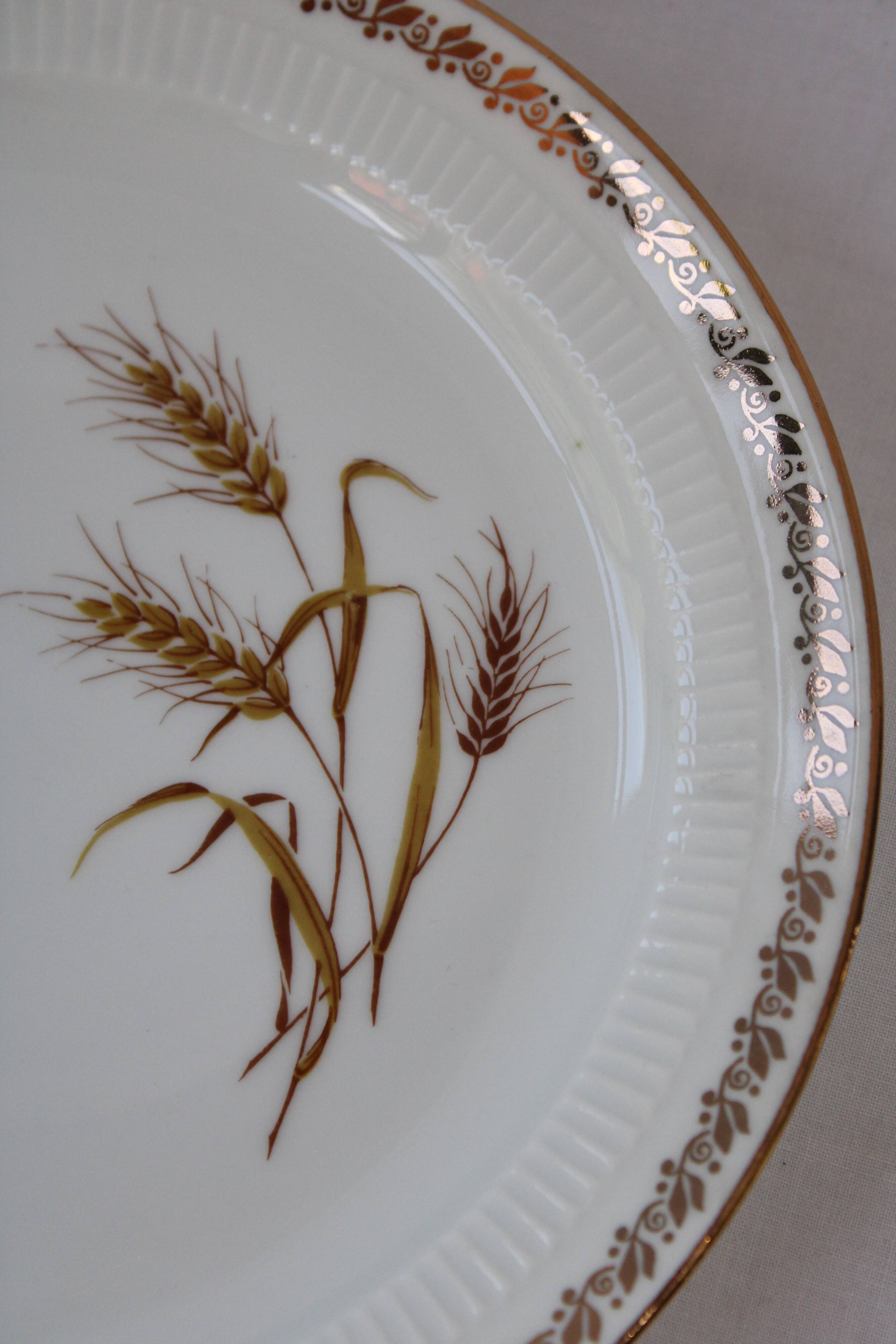 12 Wheat-patterned dessert plates - gold edged - pl -porcelaine vintage