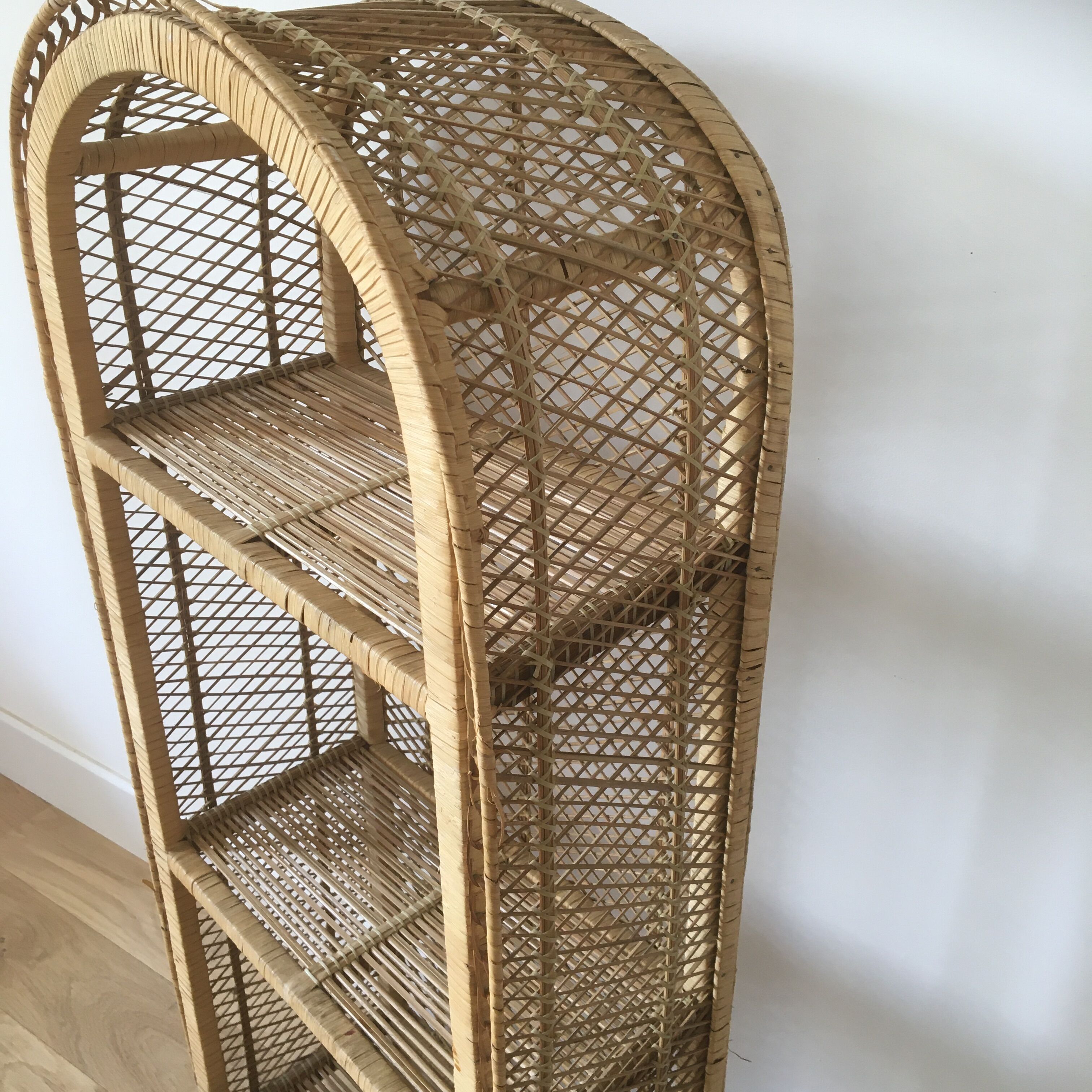 Wicker shelf