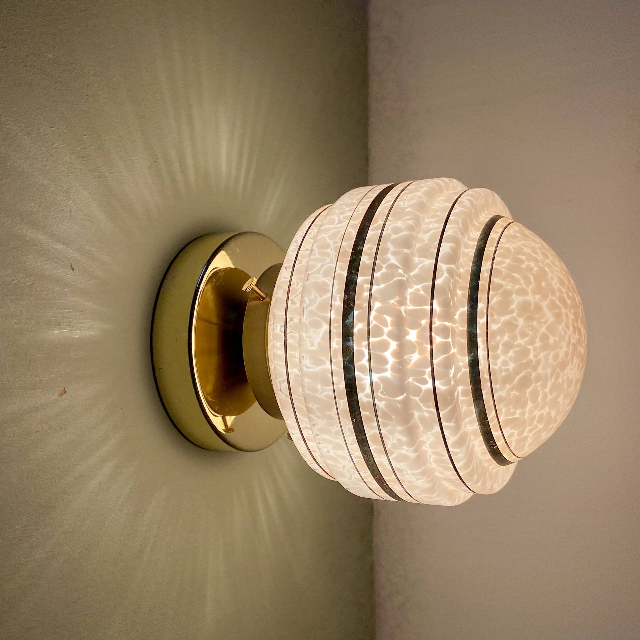 Vintage art deco globe wall or ceiling light in pink and gold Clichy glass