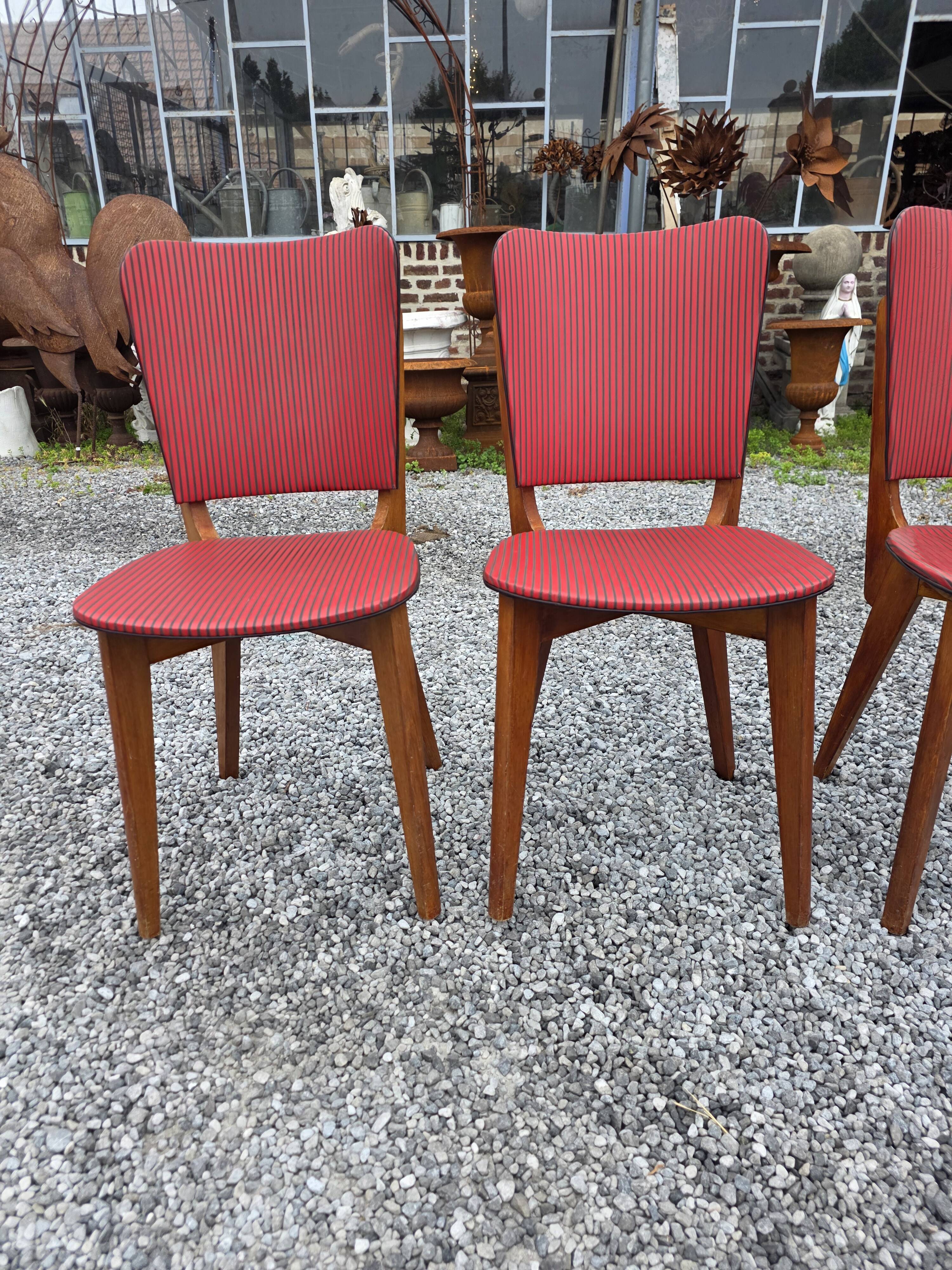 6 vintage oak chairs from the 1960s