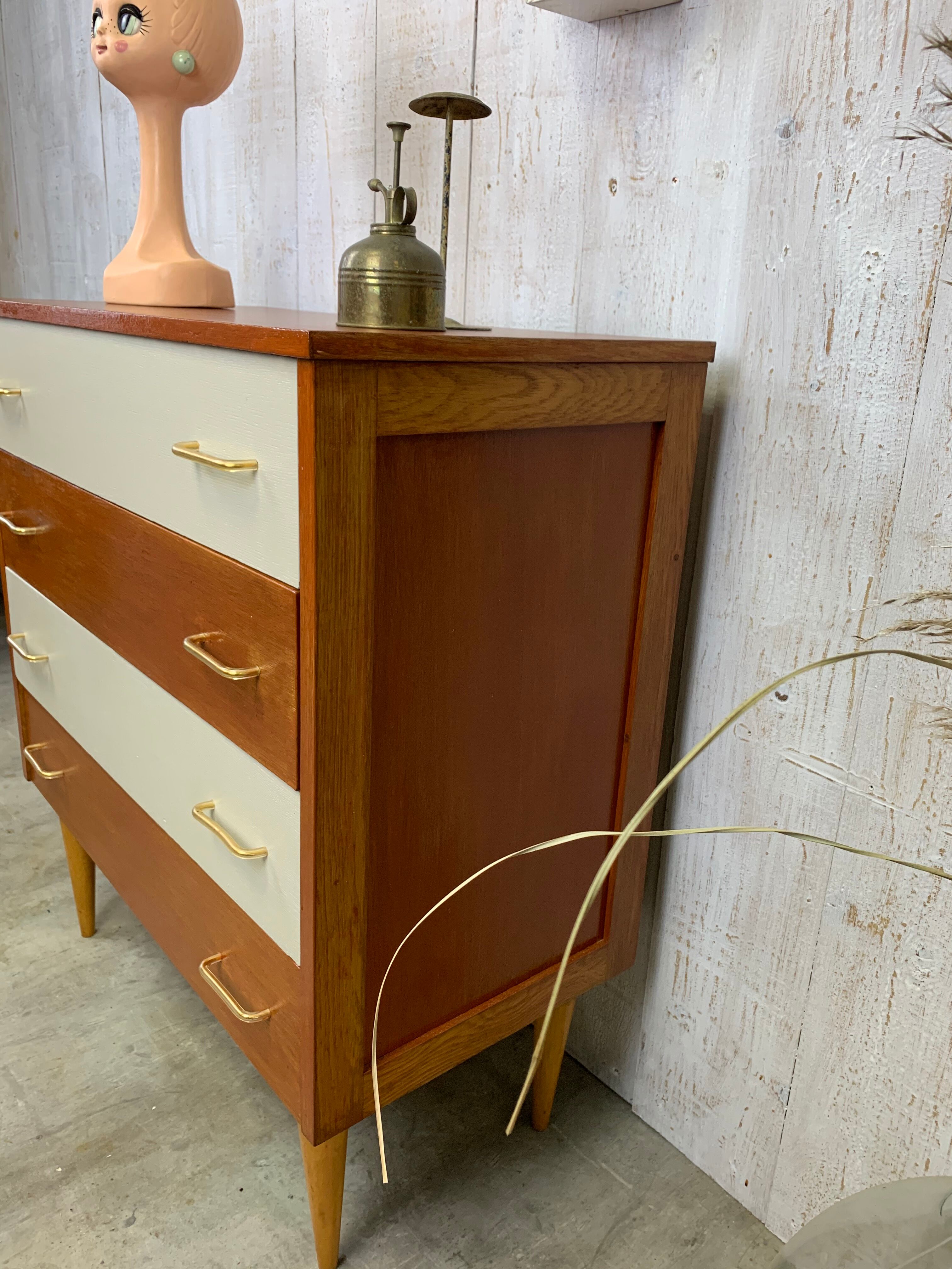 Vintage dresser
