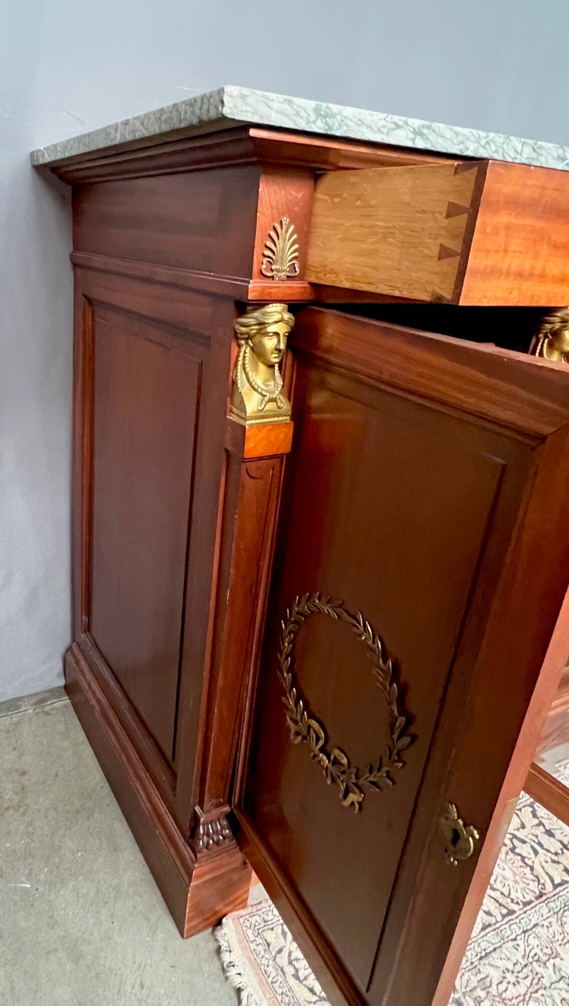 Empire enfilade Premier Empire.