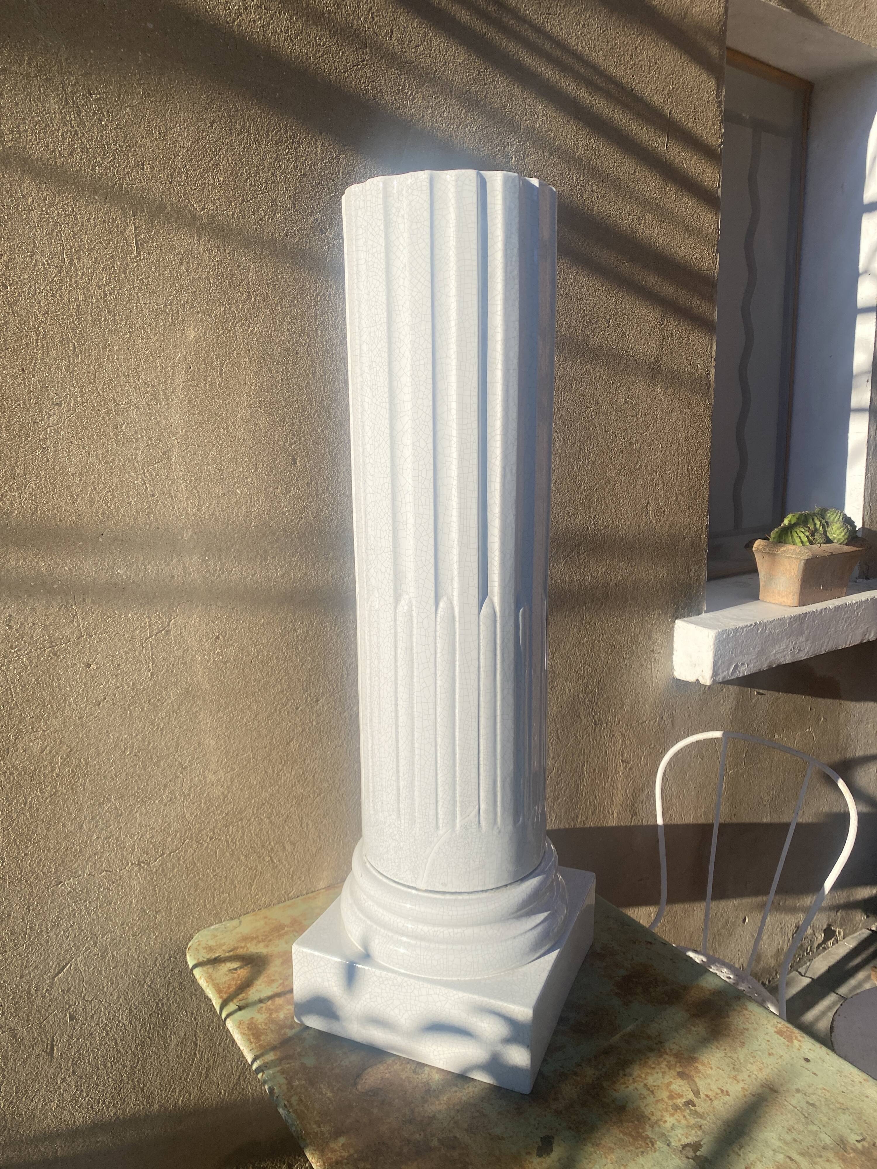 Earthenware pedestal column