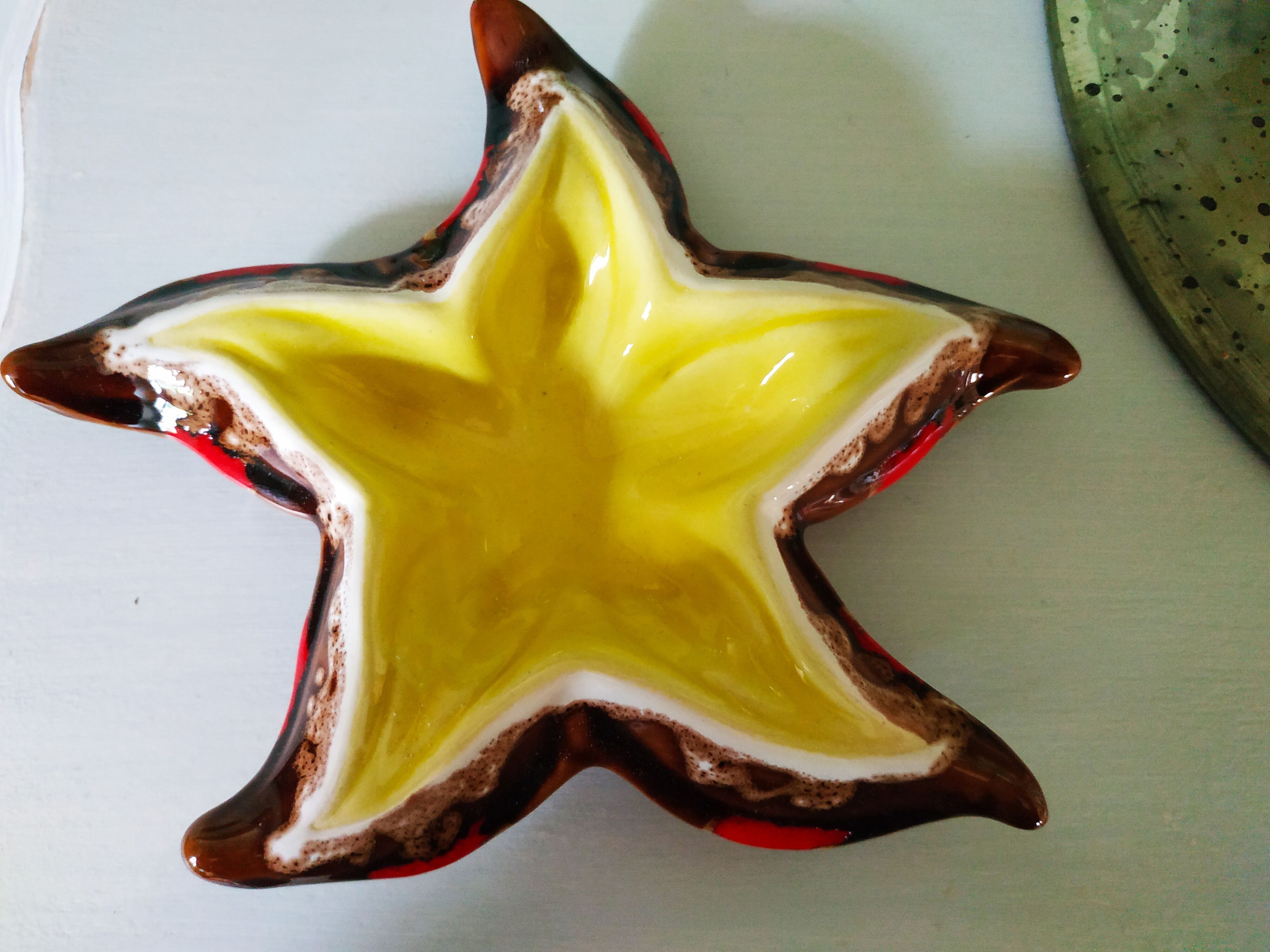 Old ashtray signed Vallauris