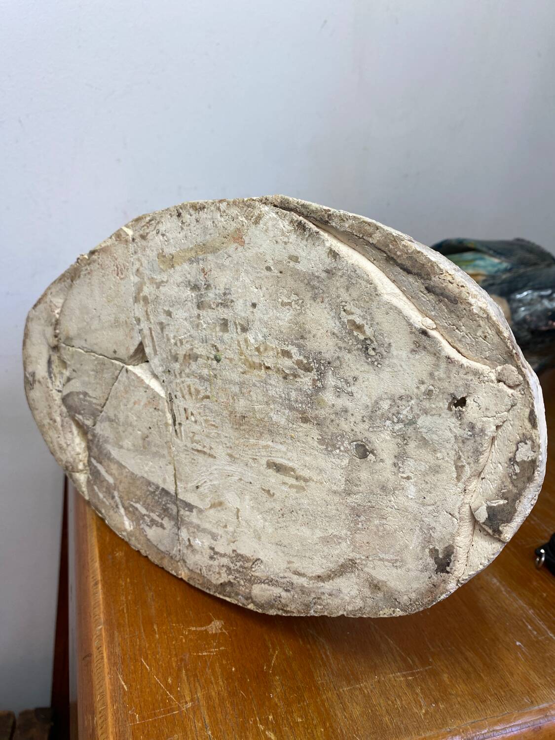 Large ceramic wading bird signed Thimo