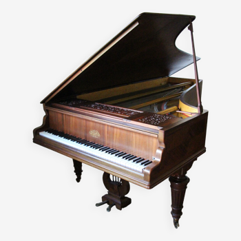 Grand piano erard