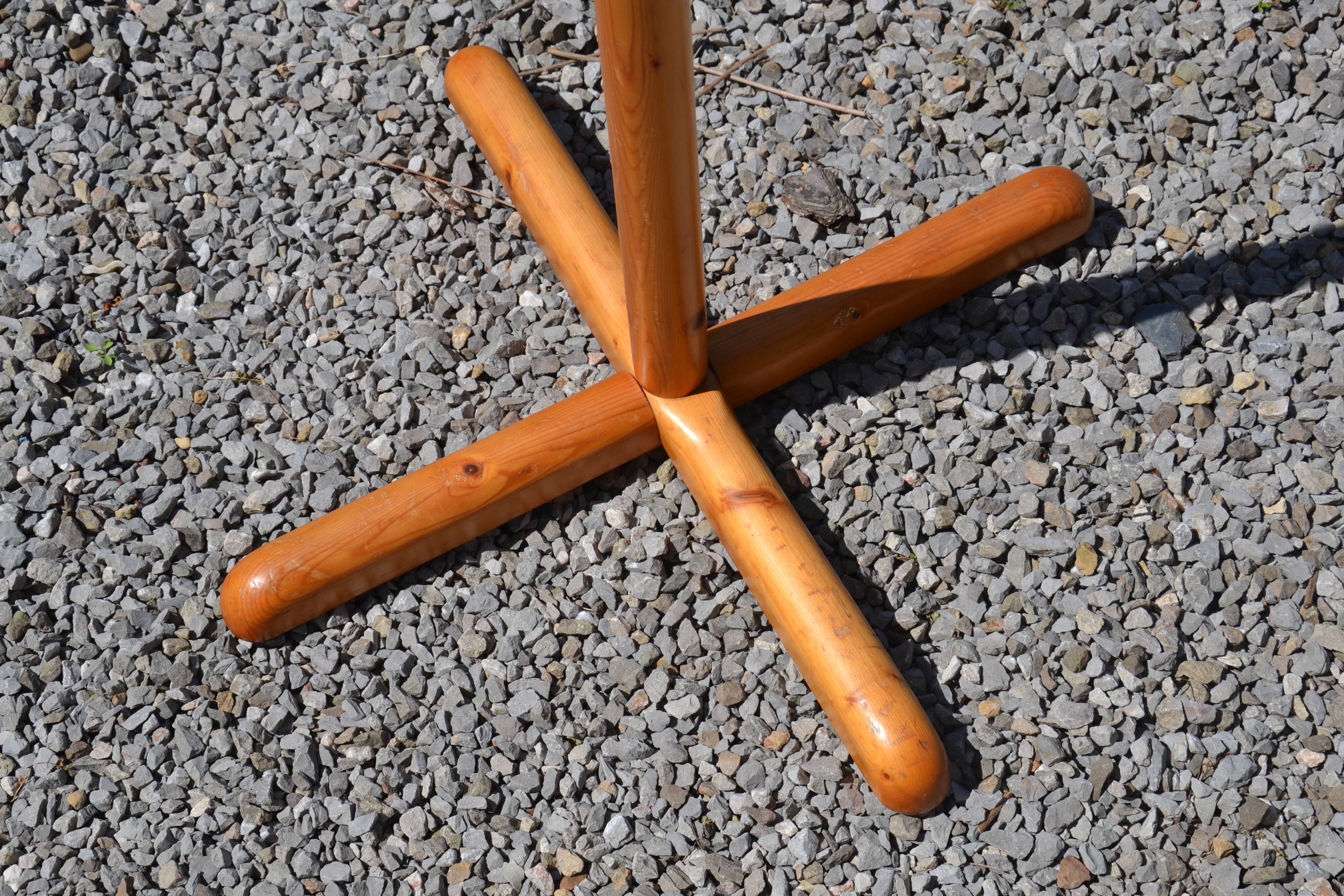 Les Arcs floor-standing coat rack