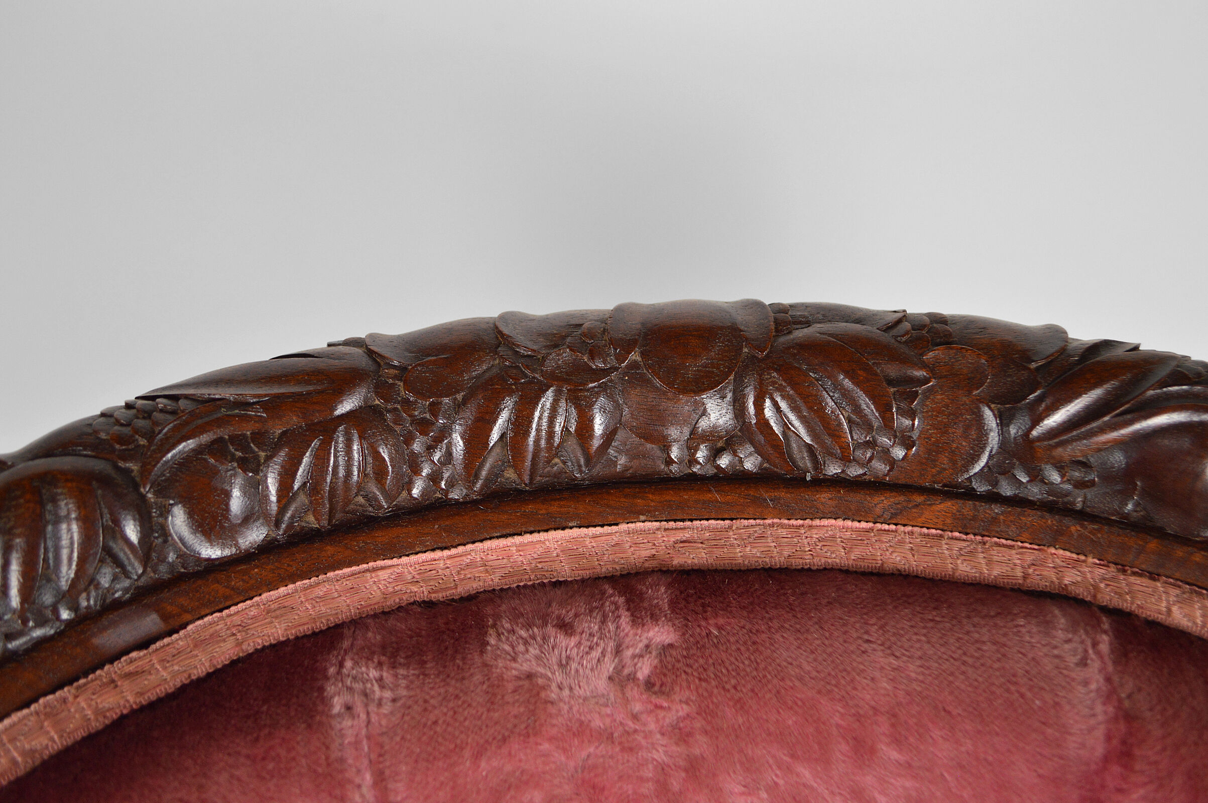 Art Deco Salon by Paul Follot in pink velvet, circa 1920