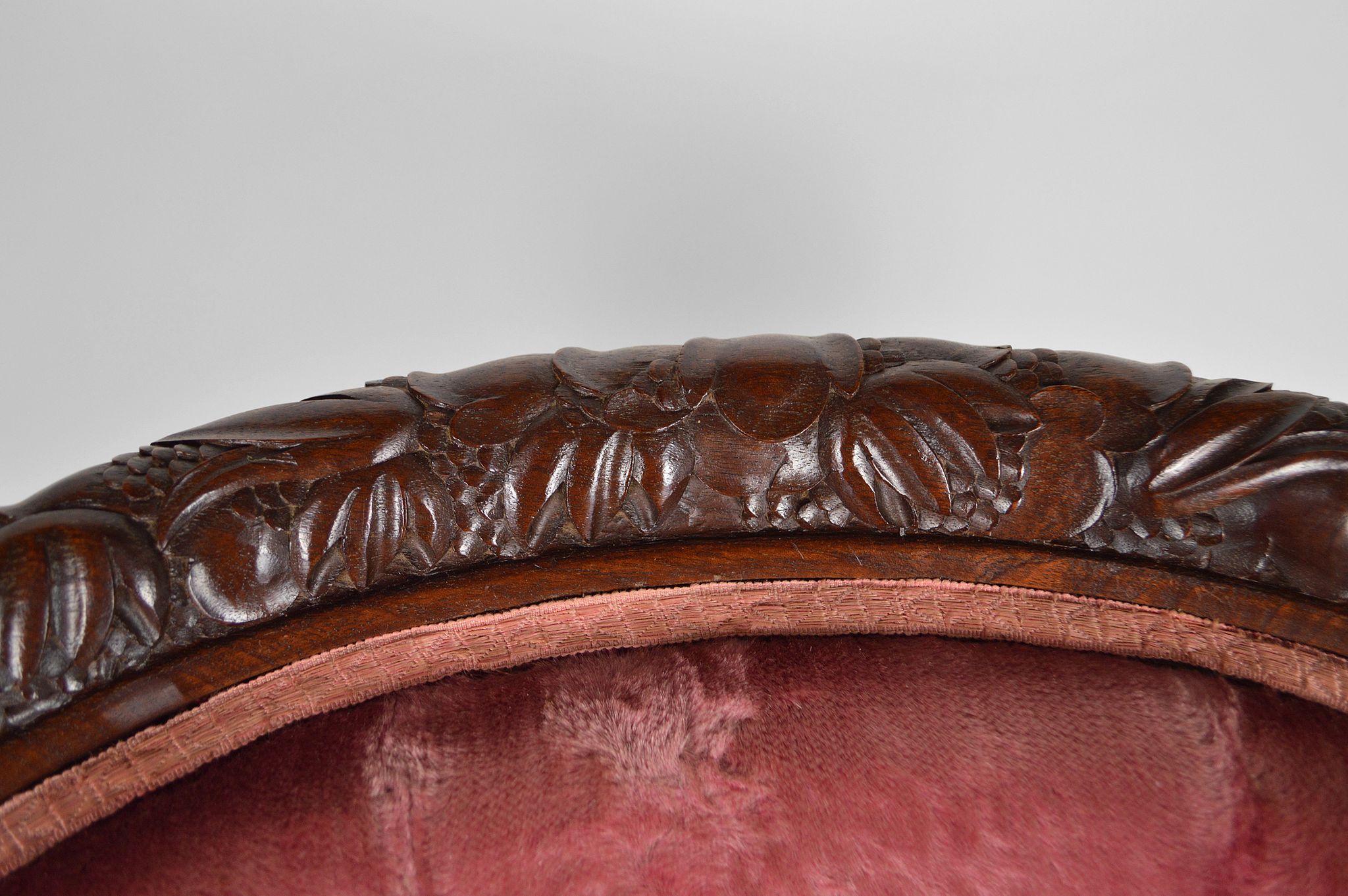 Art Deco Salon by Paul Follot in pink velvet, circa 1920