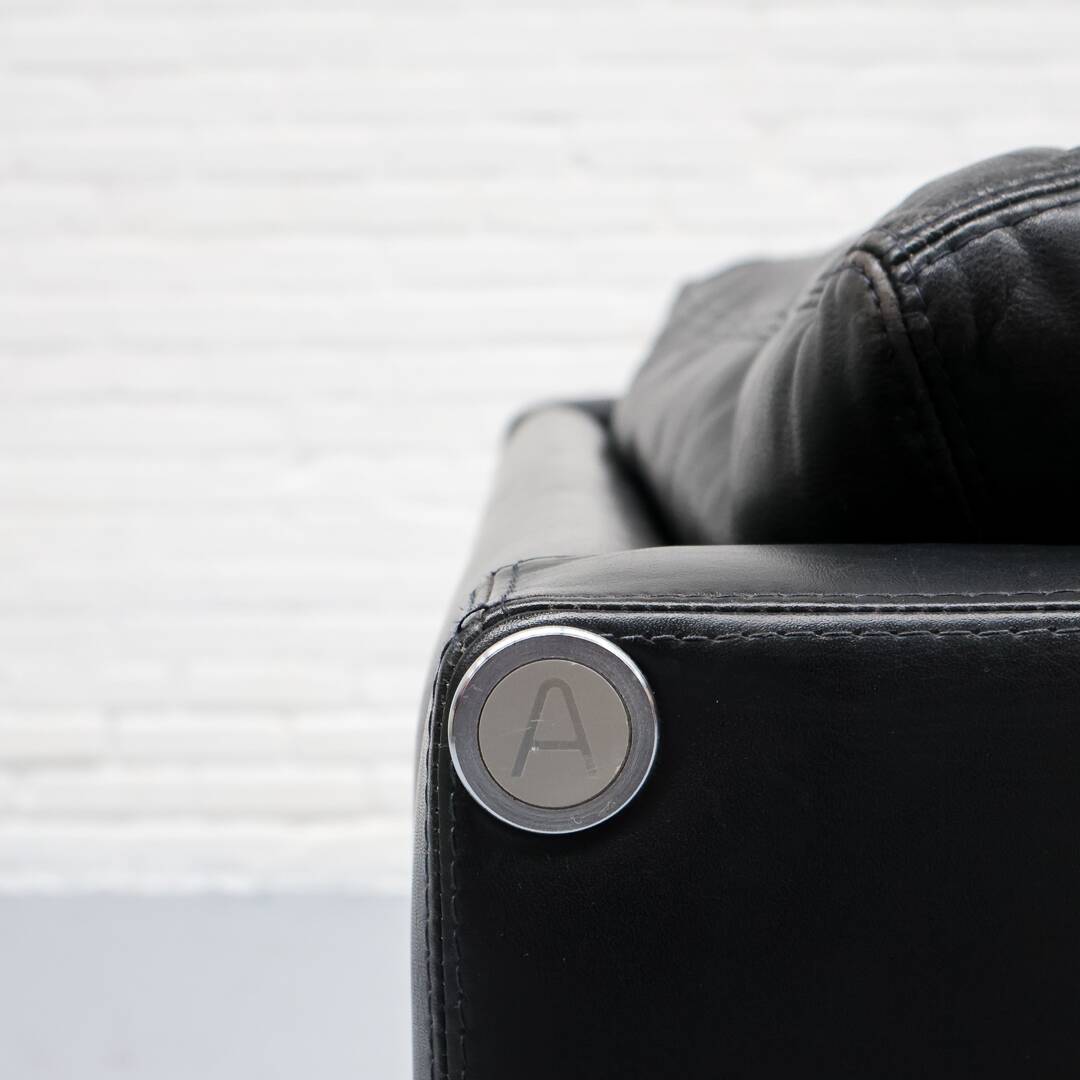 Postmodern Triangel Armchair by Hans de Wit for Artifort 1980s