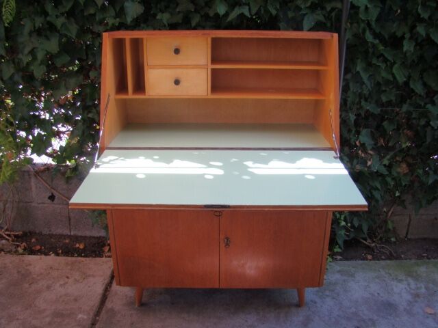 Old oak vintage writing desk 60