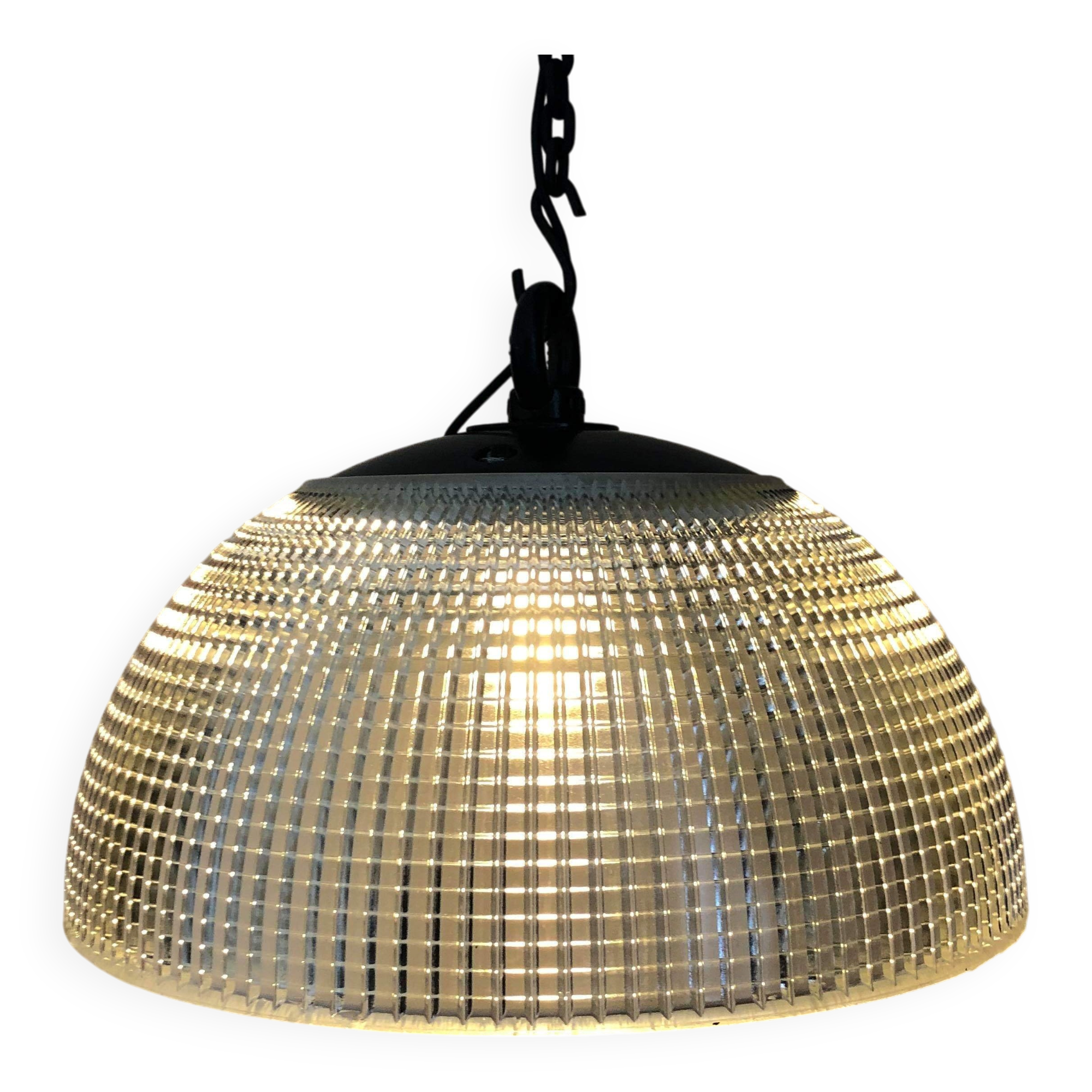 Holophane half-sphere suspension