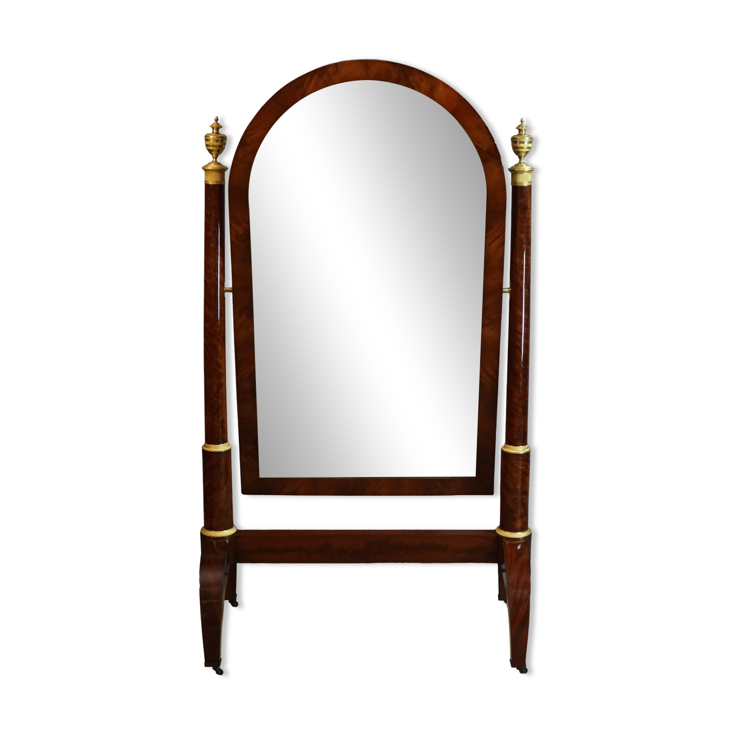 dressing mirror