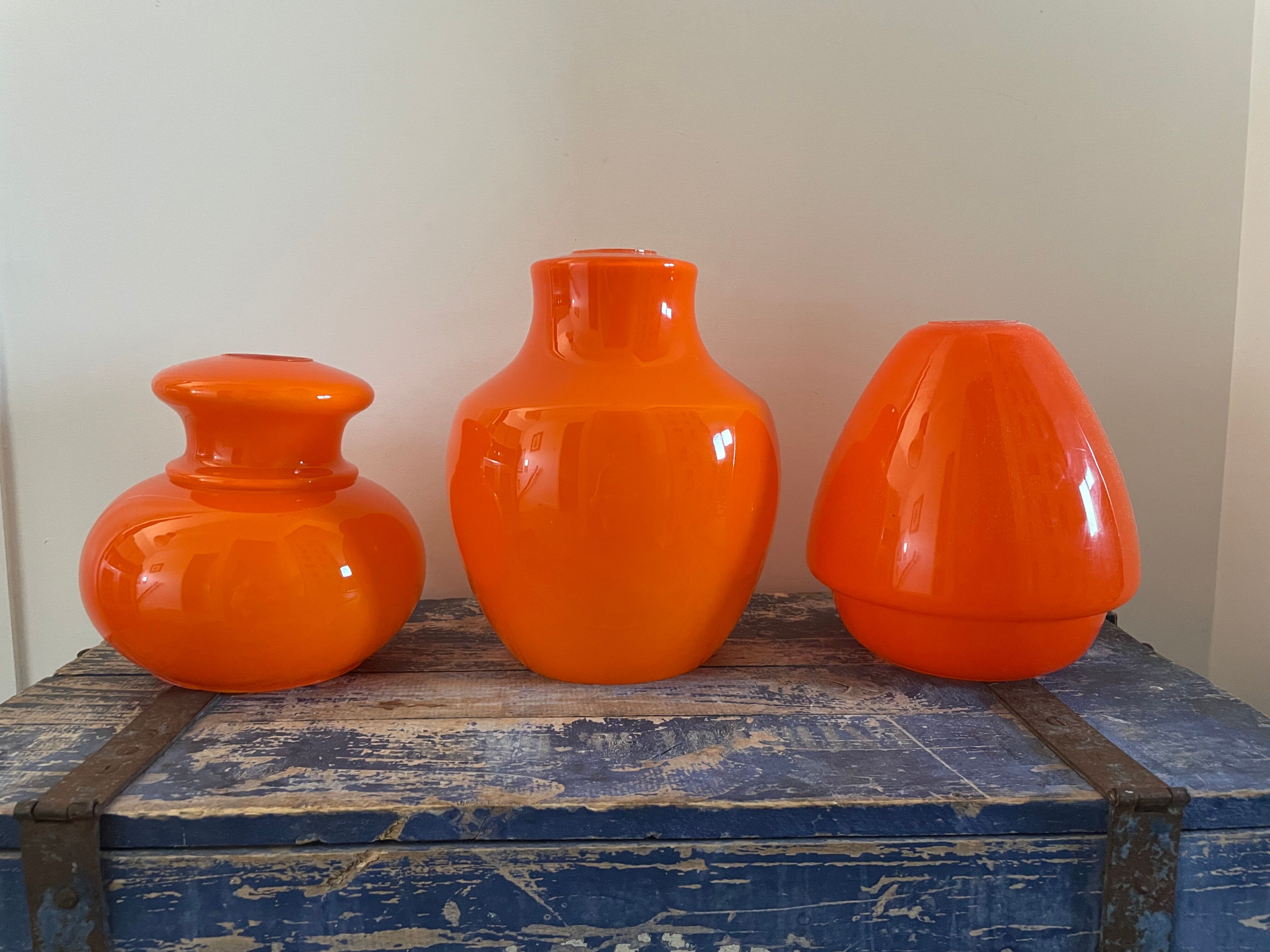 Vintage pendant lamp in electrified orange opaline to nine