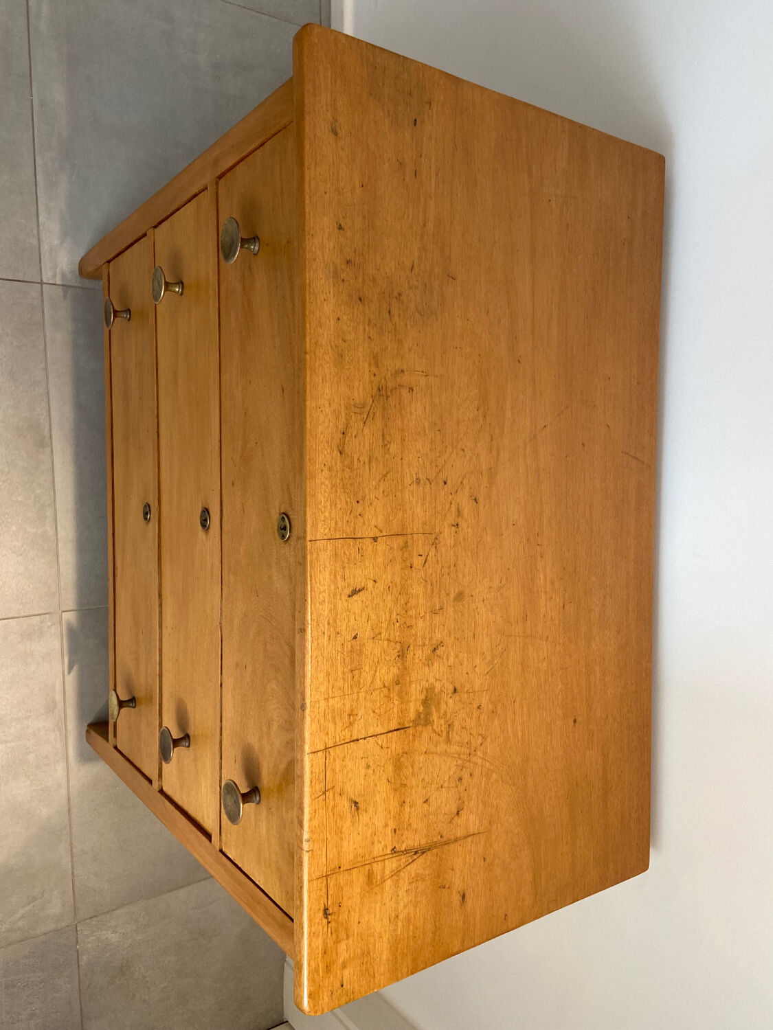 Antique chest of drawers