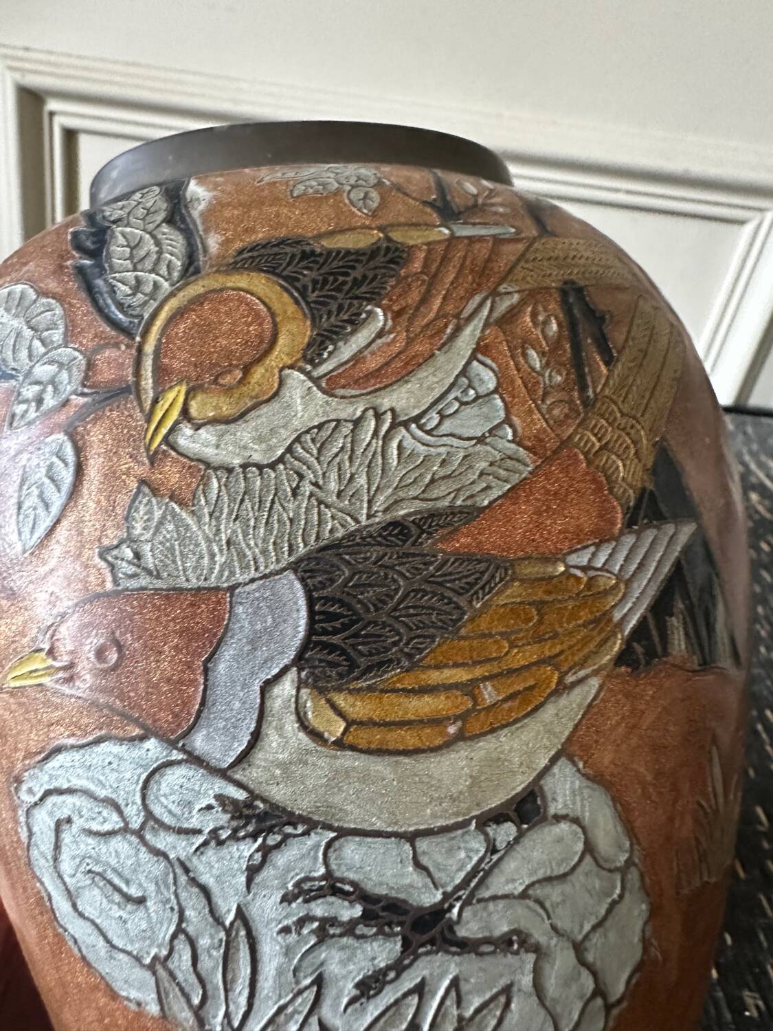 Vase en laiton émaillé