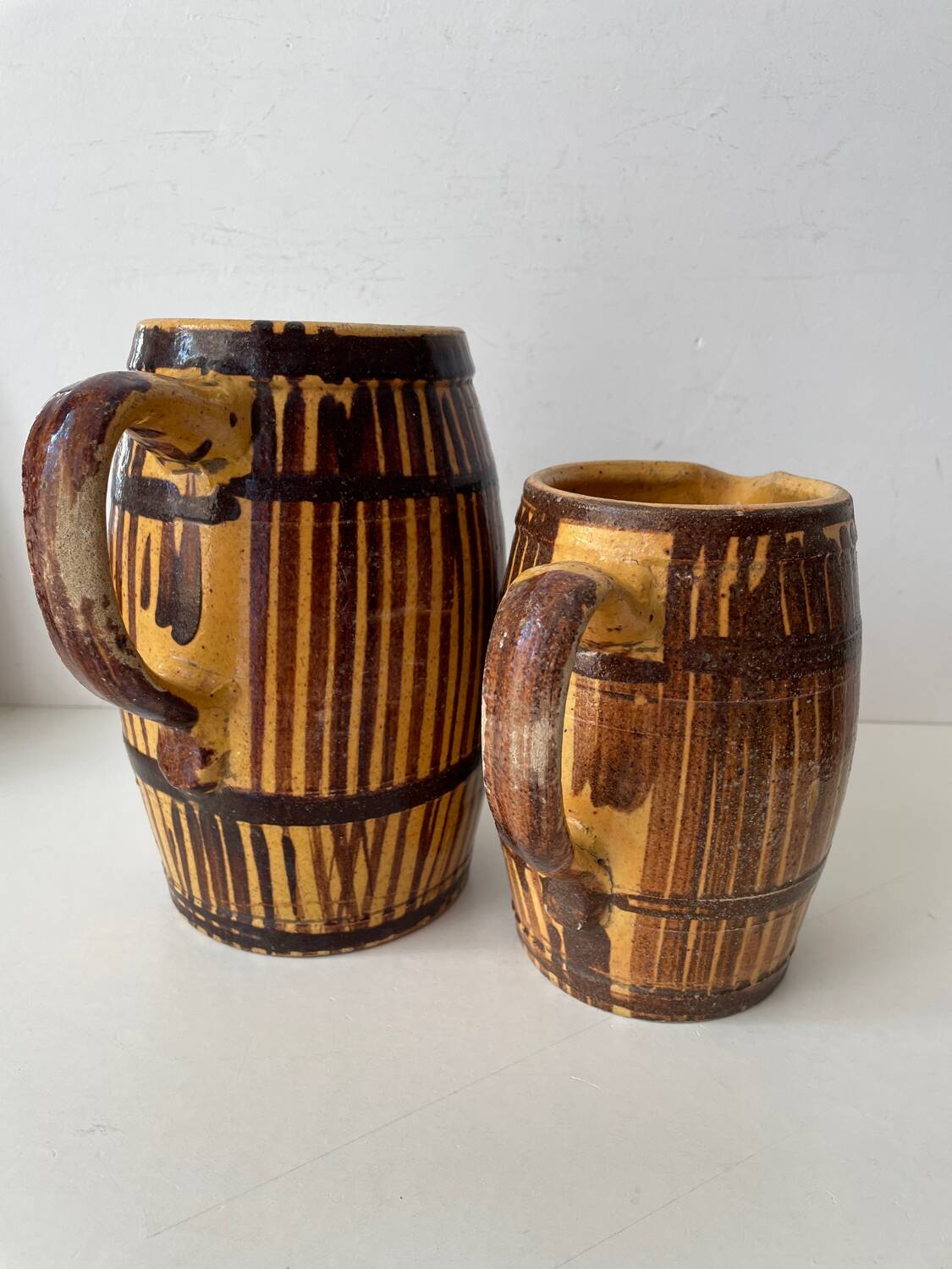 Duo de pichets vieux grès