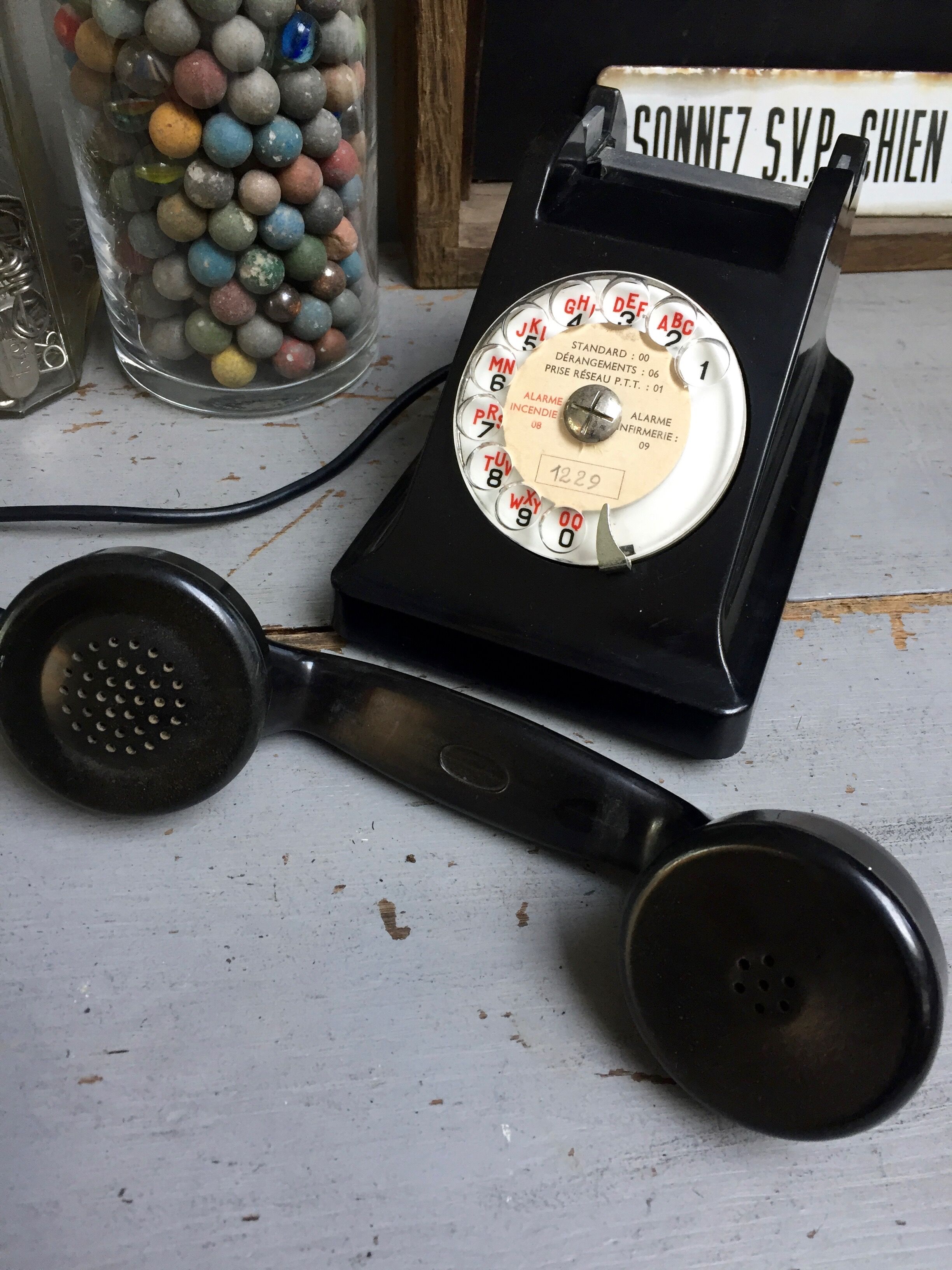 Téléphone bakélite noir