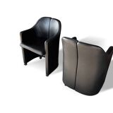 Pair of “S142” armchairs by Eugenio Gerli for Tecno – black leather