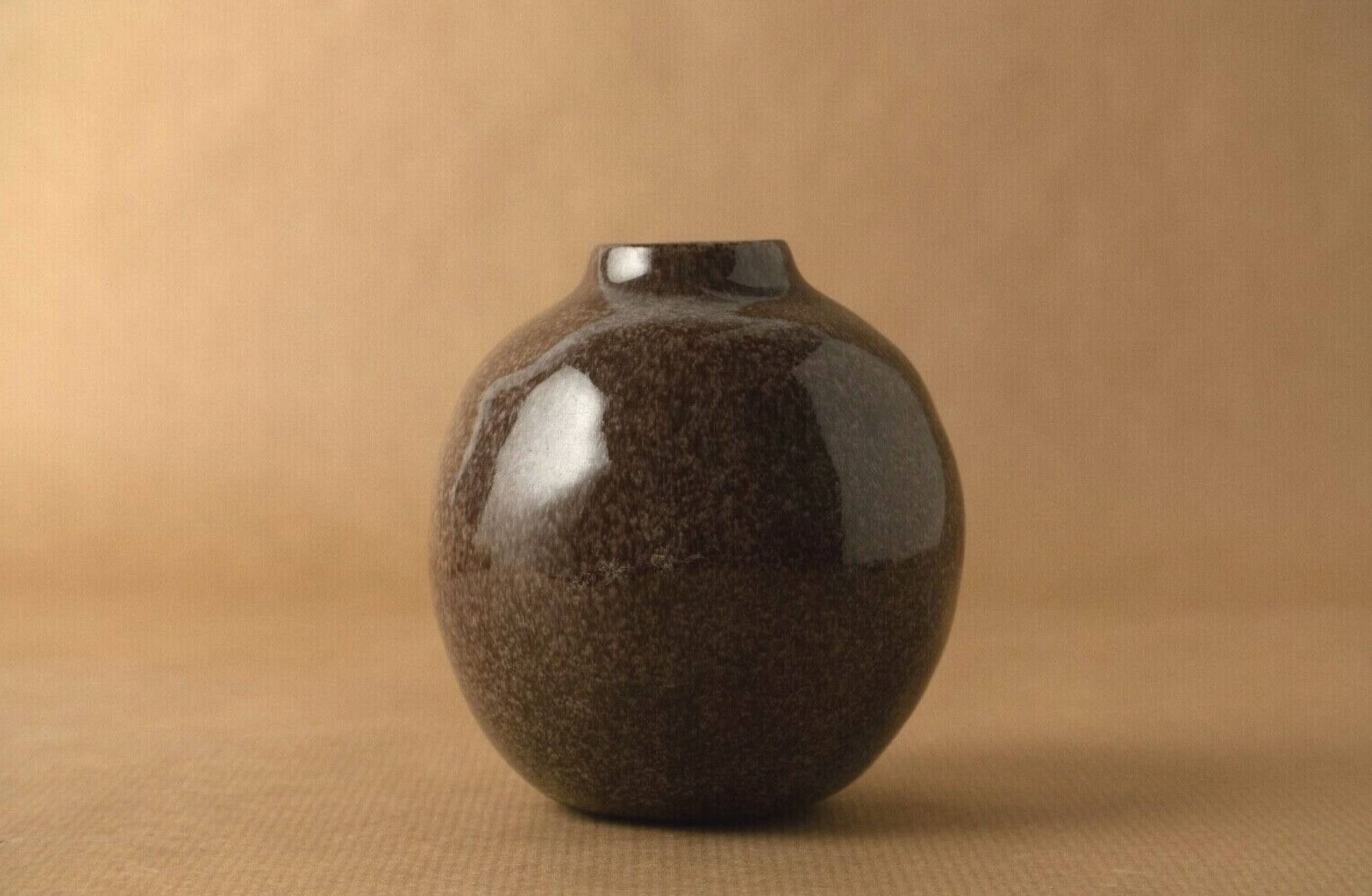 Vase soliflore grès chiné émaillé brun noix de coco vintage 1976