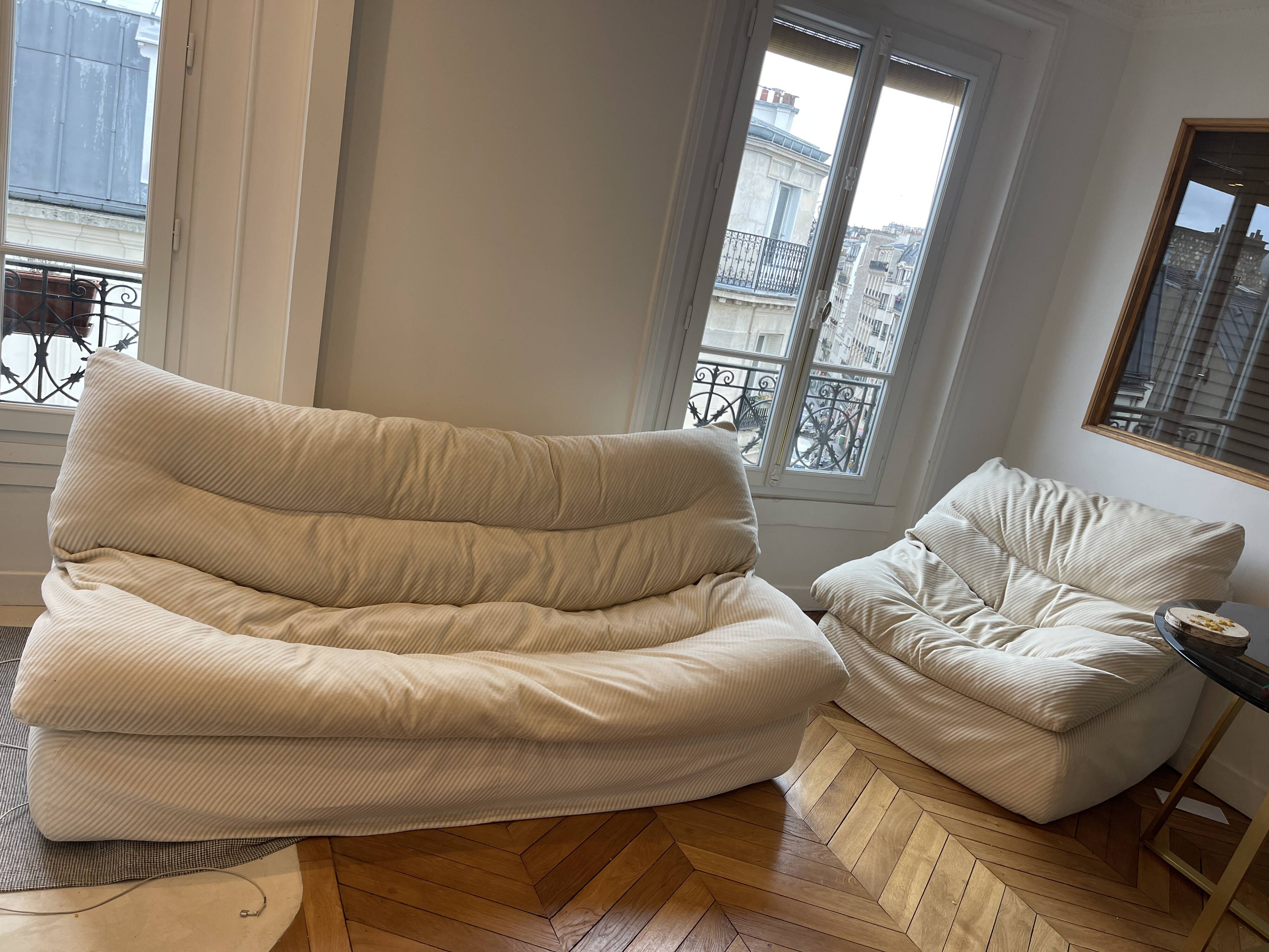 Sofa and armchair set STEINER Paris 1970s.