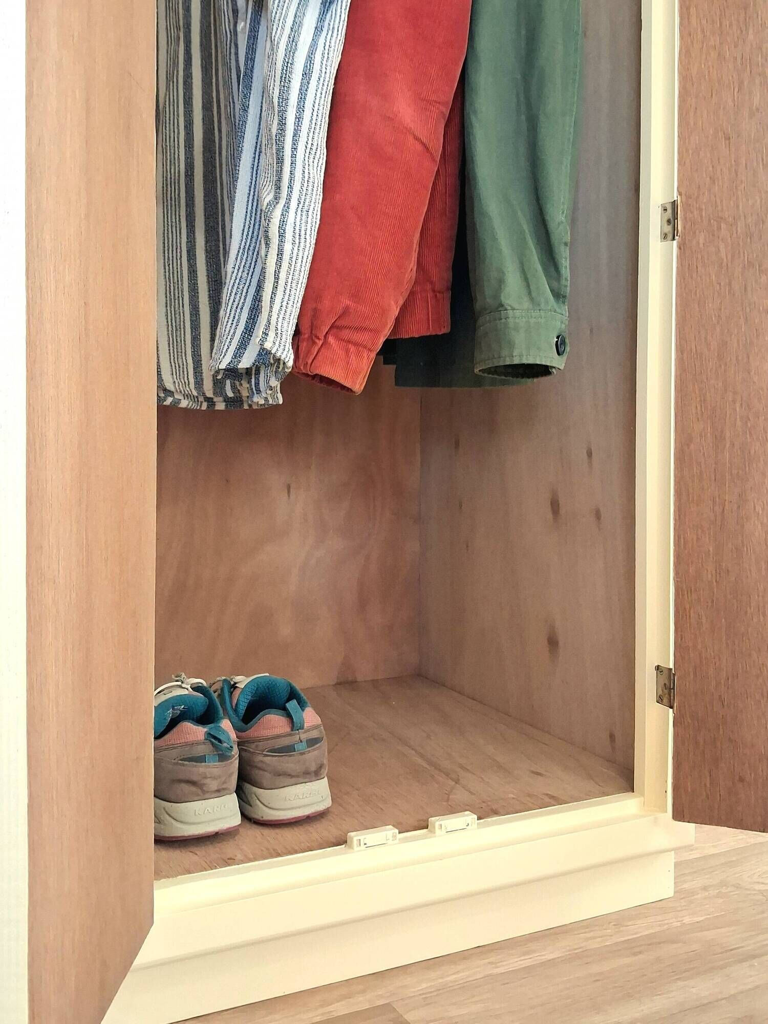 Wardrobe - Cloakroom
