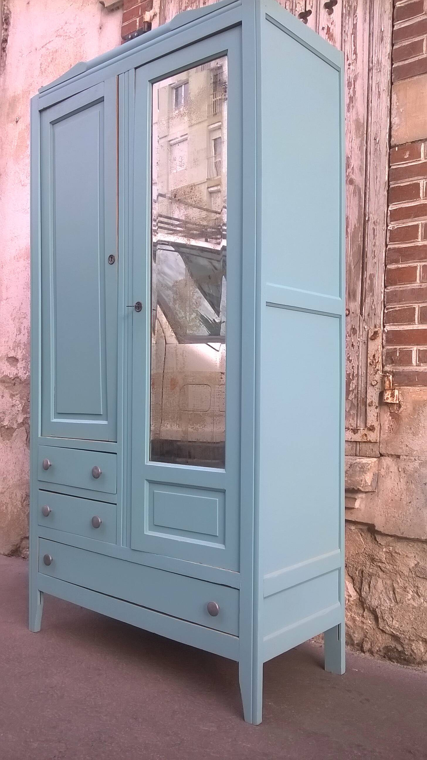 Parisian chest of drawers from the 1930s