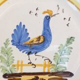 Plate in faience of epoque 19th decoration at the rooster NEVERS ??