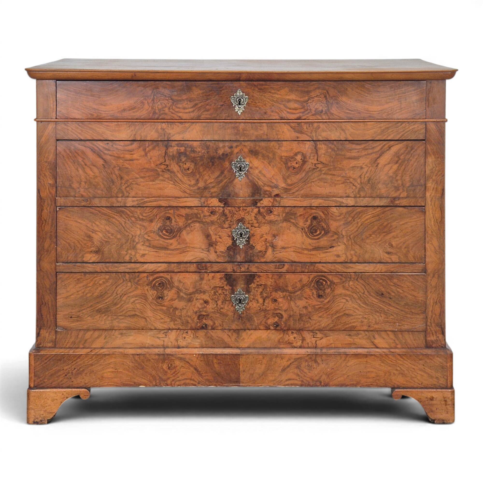 Louis Philippe style commode in walnut burl veneer.