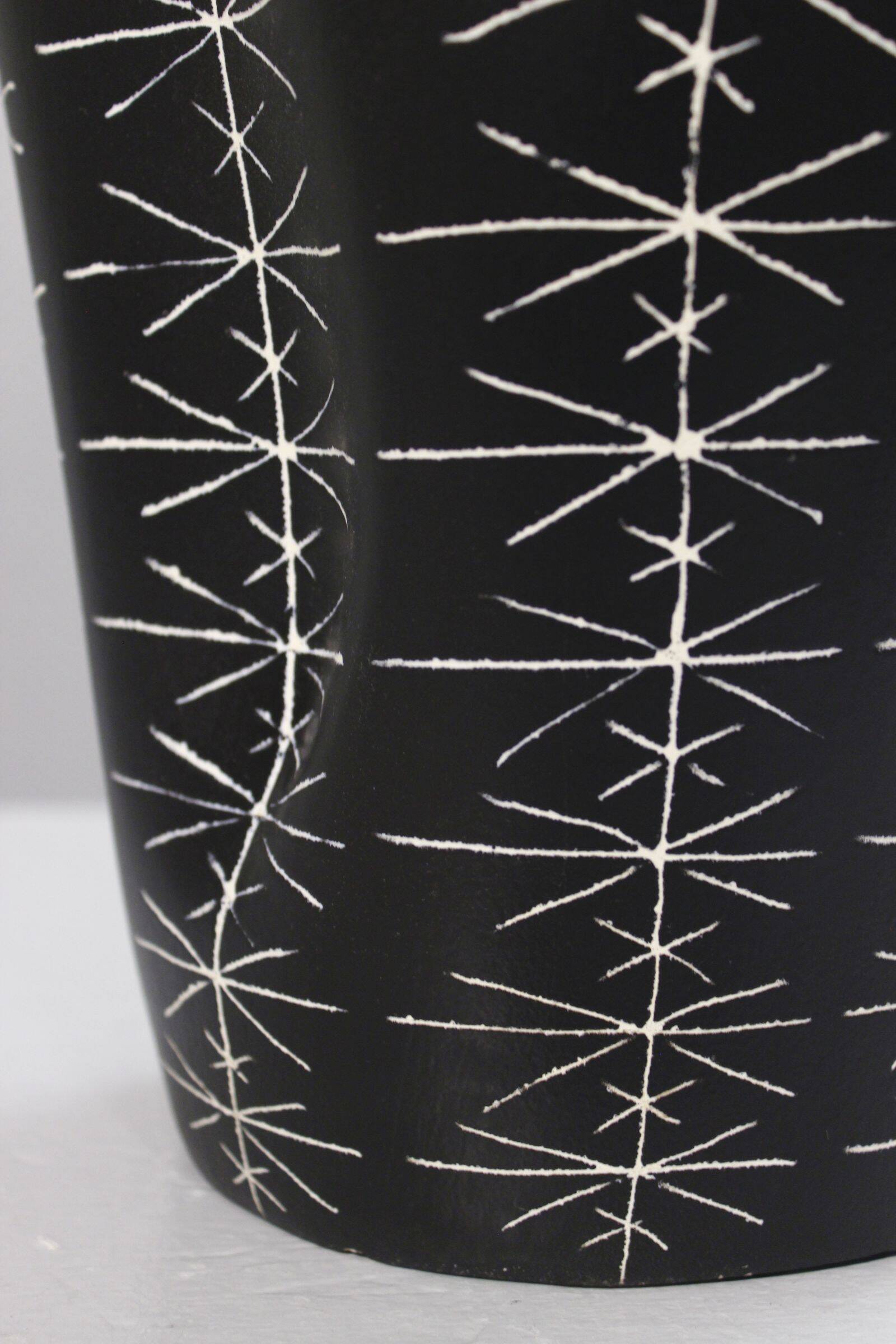 Jean de Lespinasse large vase no. 308 scarified decoration Nice 1950s