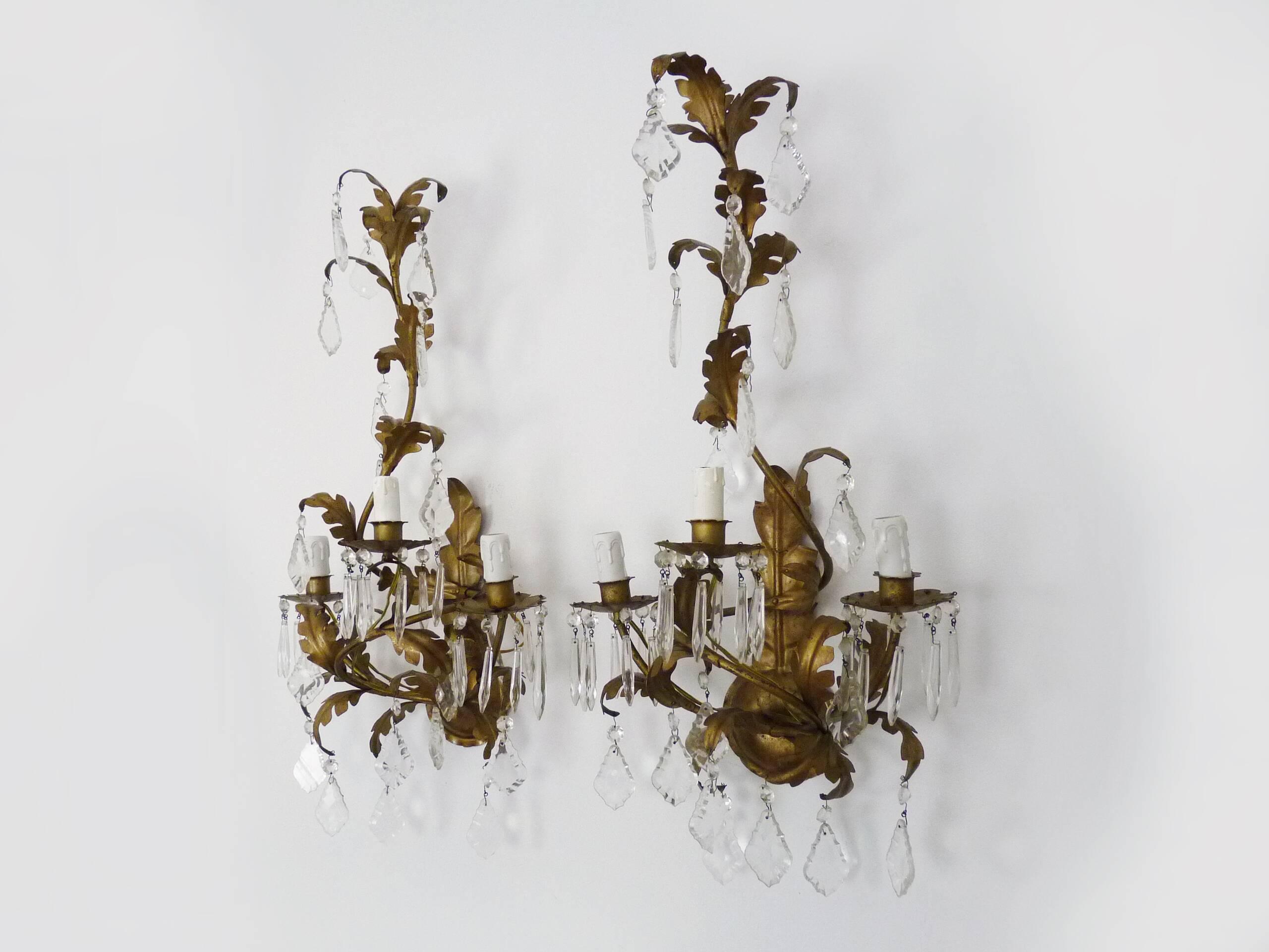 Large (70 cm - 27.55") pair of 3-arm foliage wall sconces