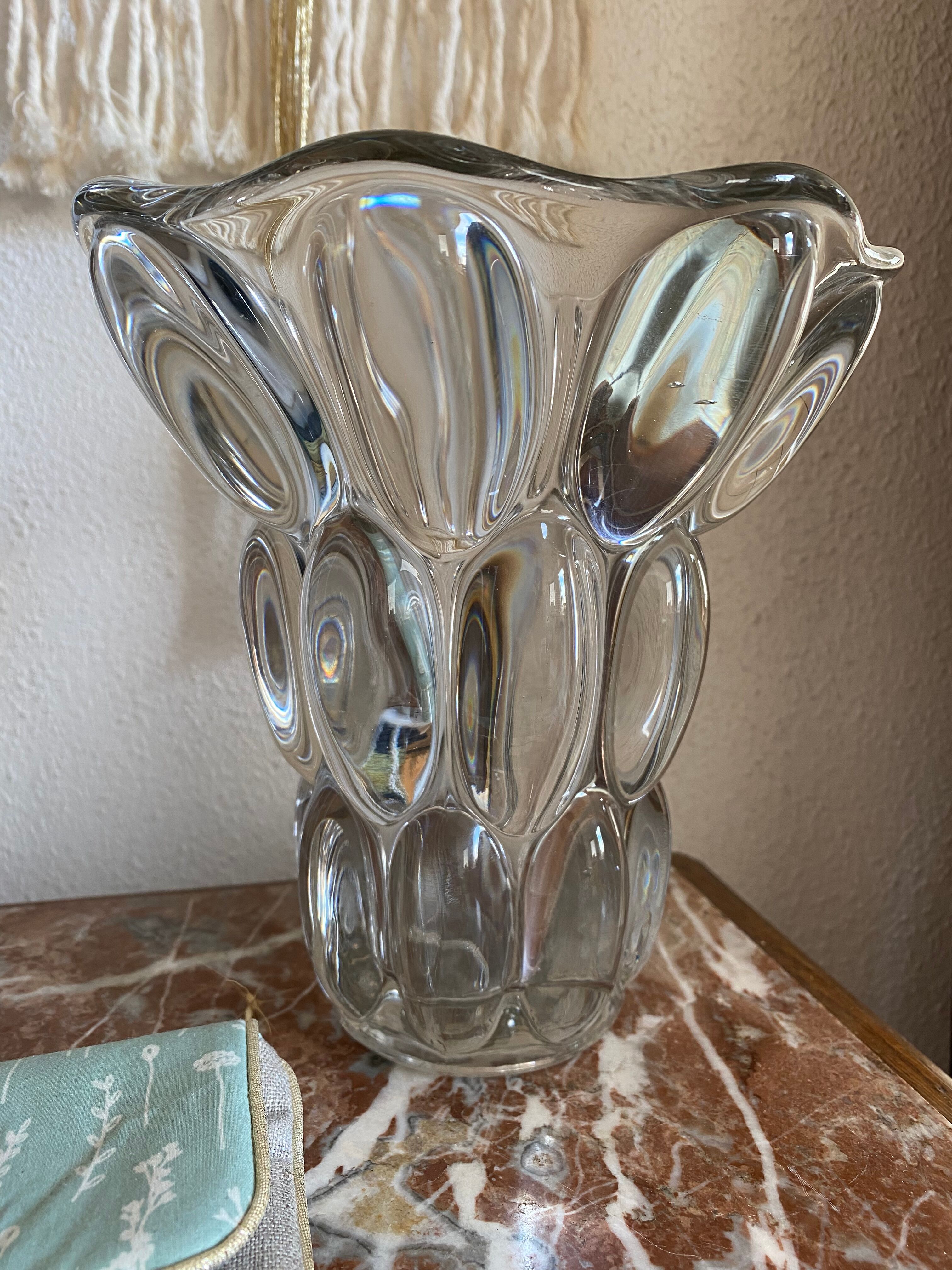 Vase drops magnifying glasses 50s