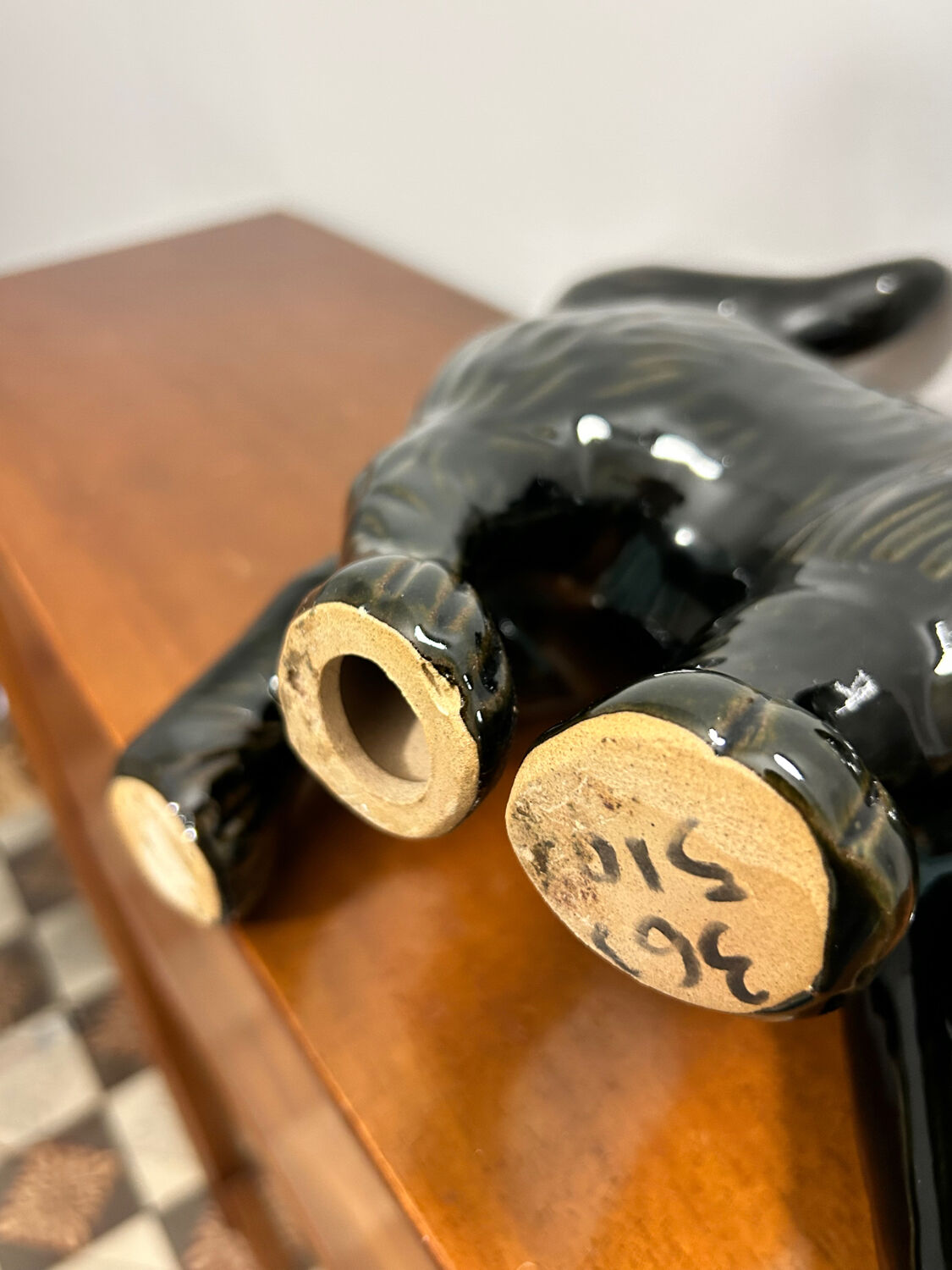 Black ceramic cat 60s