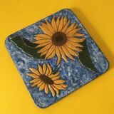 Ceramic trivet. Sunflower patterns.
