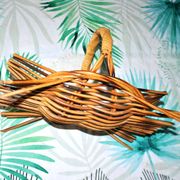 Vintage basket with handle in woven rattan 1960-1970 hippie chic decorative pocket
