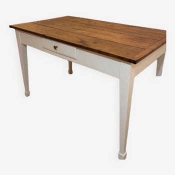 Farm table in solid wood