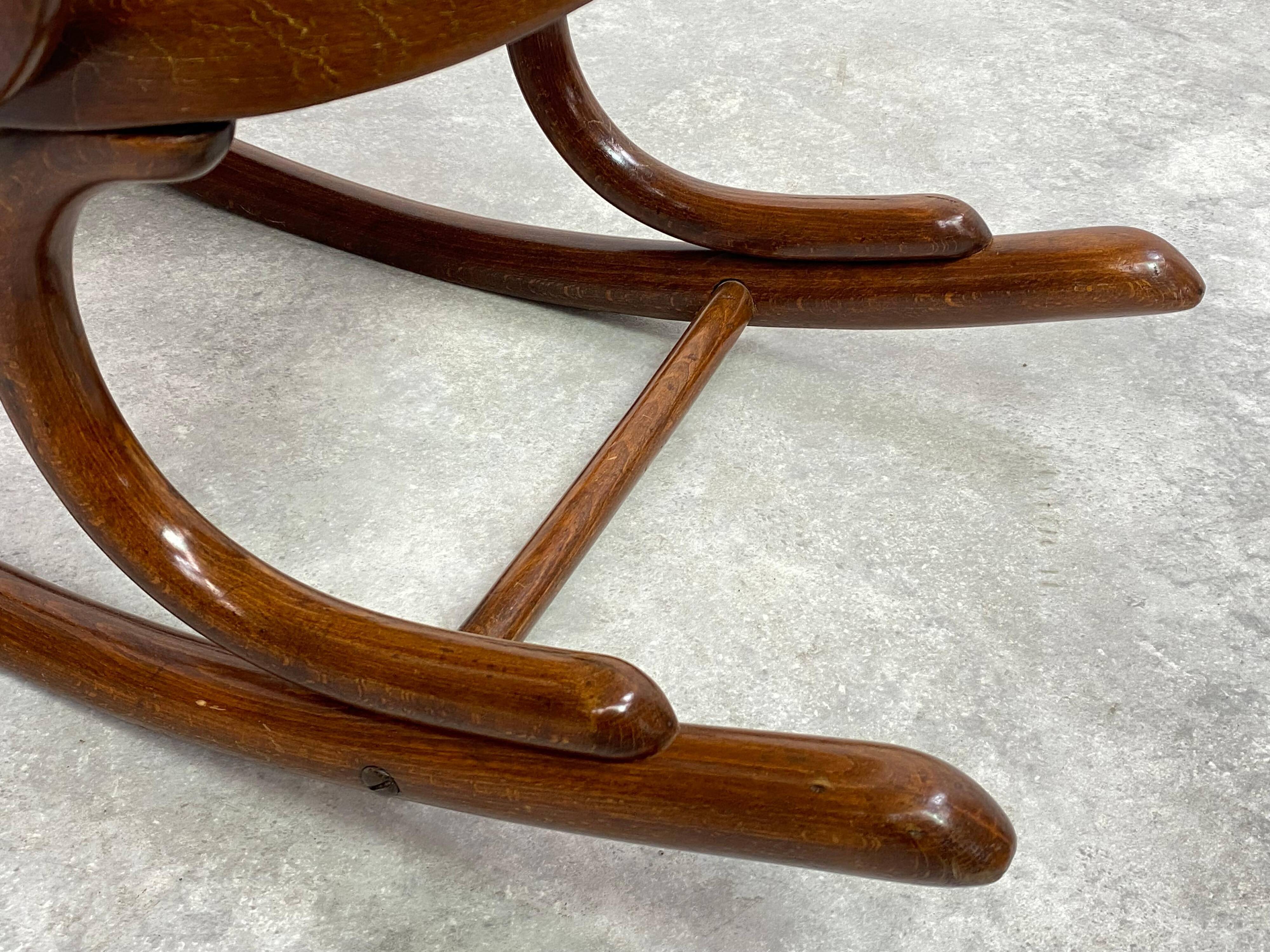 Children's rocking chair no. 2 by Thonet