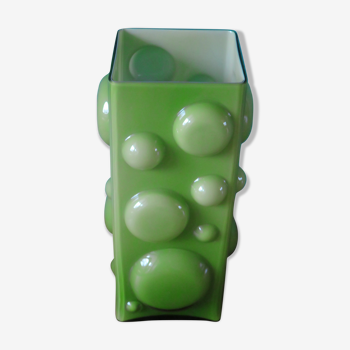 Large square vase with half-bubble glass lined with apple green - Denmark 1975