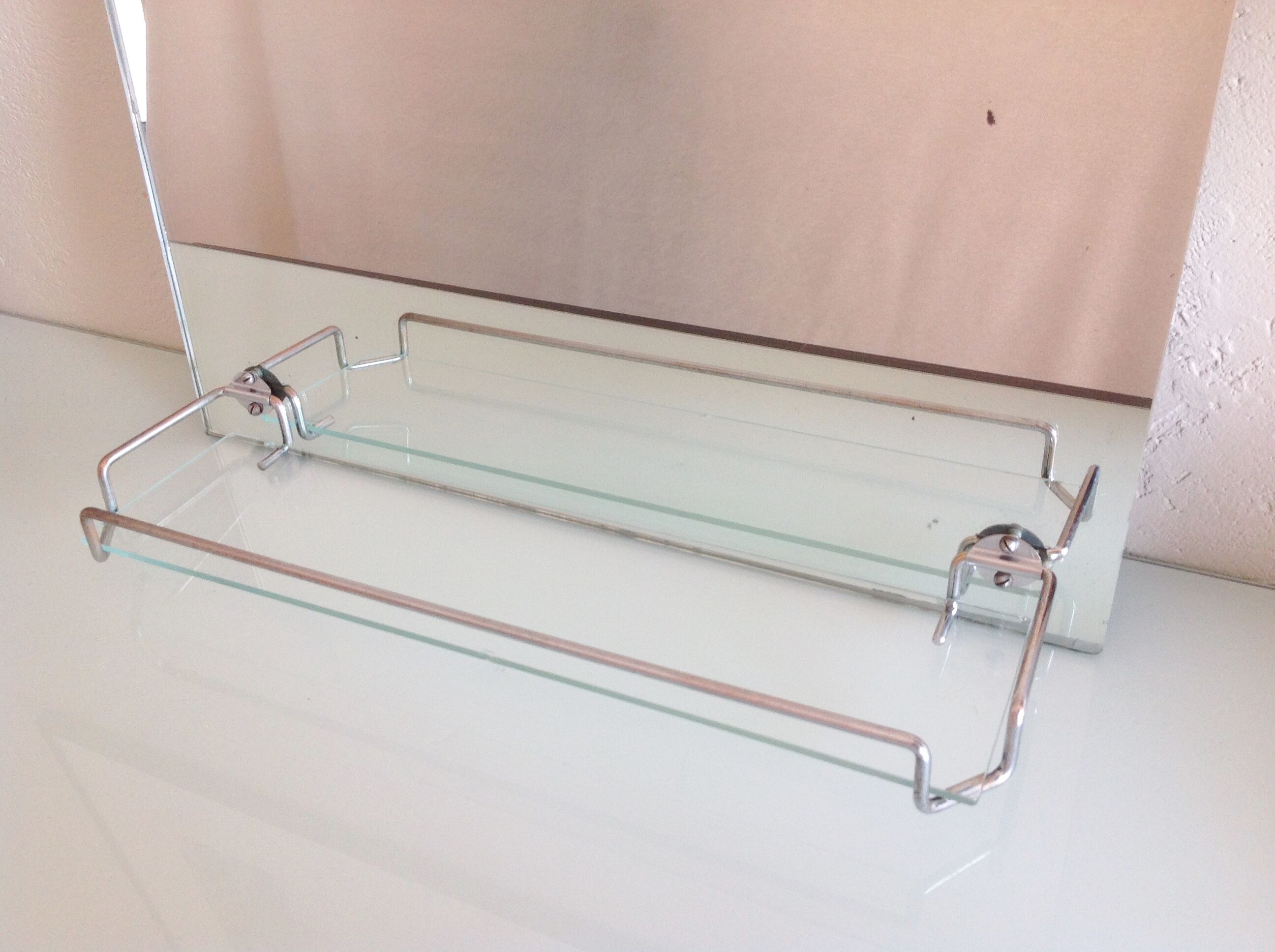 Bathroom mirror with its tablet, vintage 50/60