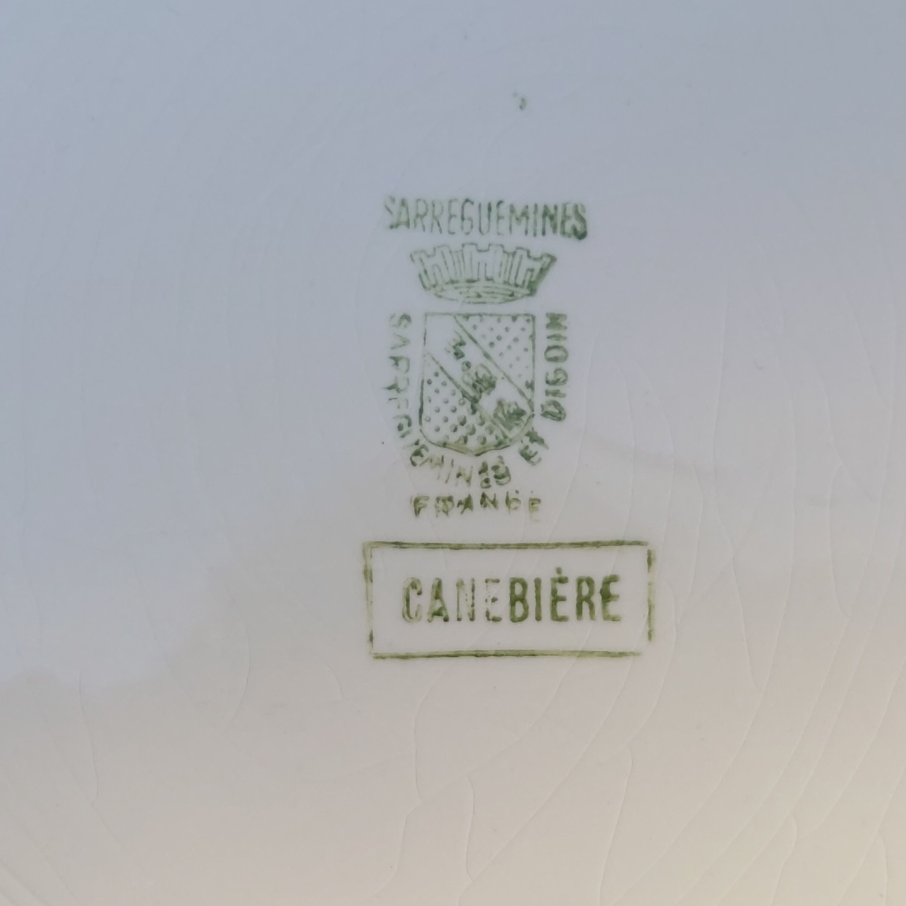 6 old blue flat plates mismatched