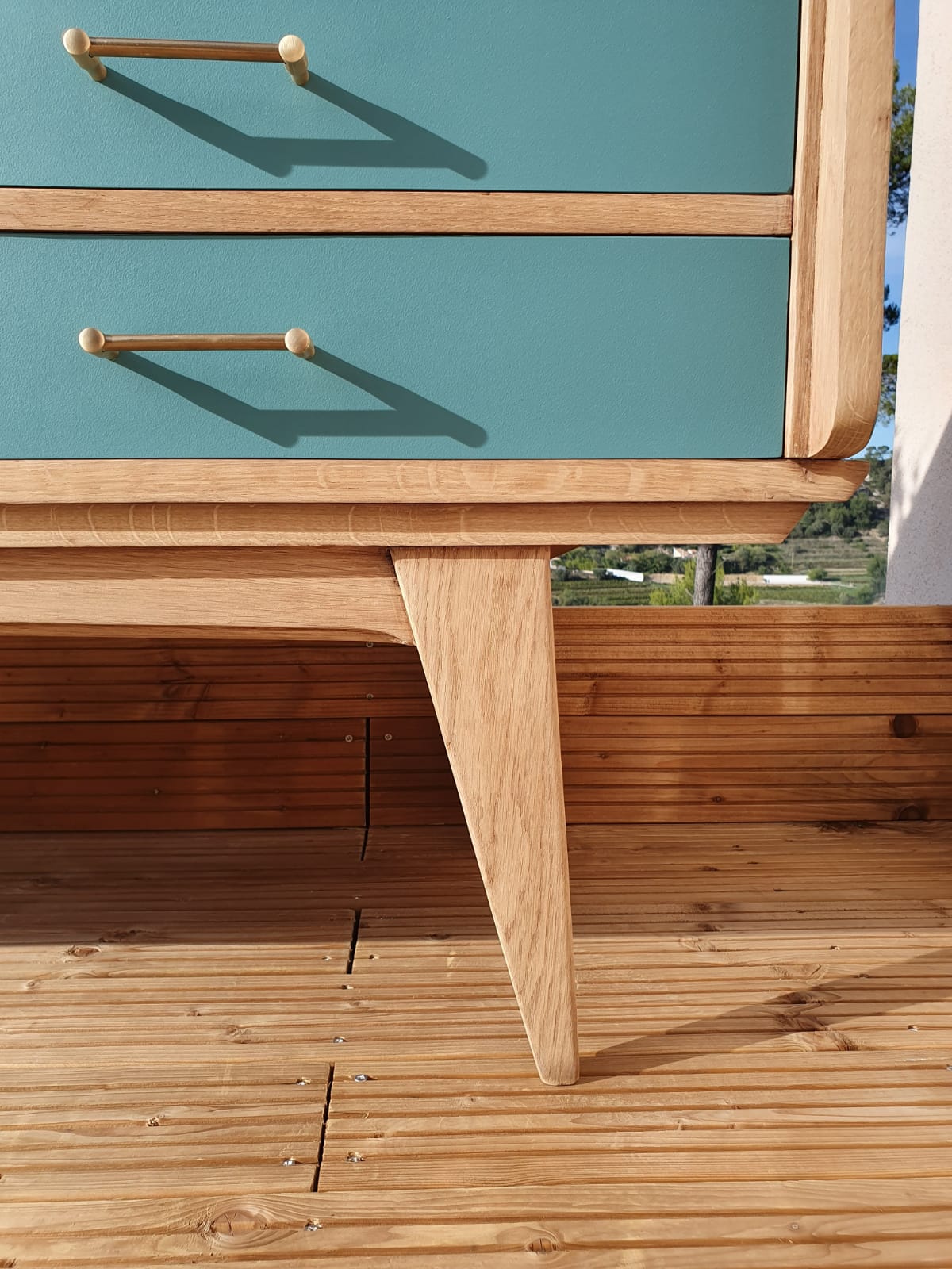 Buffet vintage compass feet