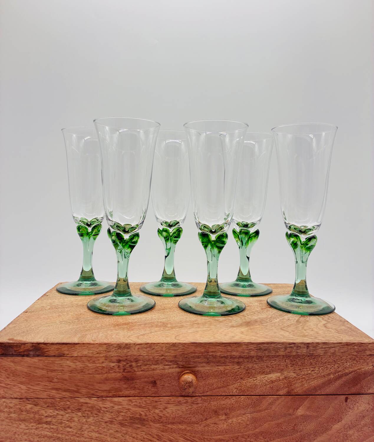 6 vintage champagne flutes, green stem, France