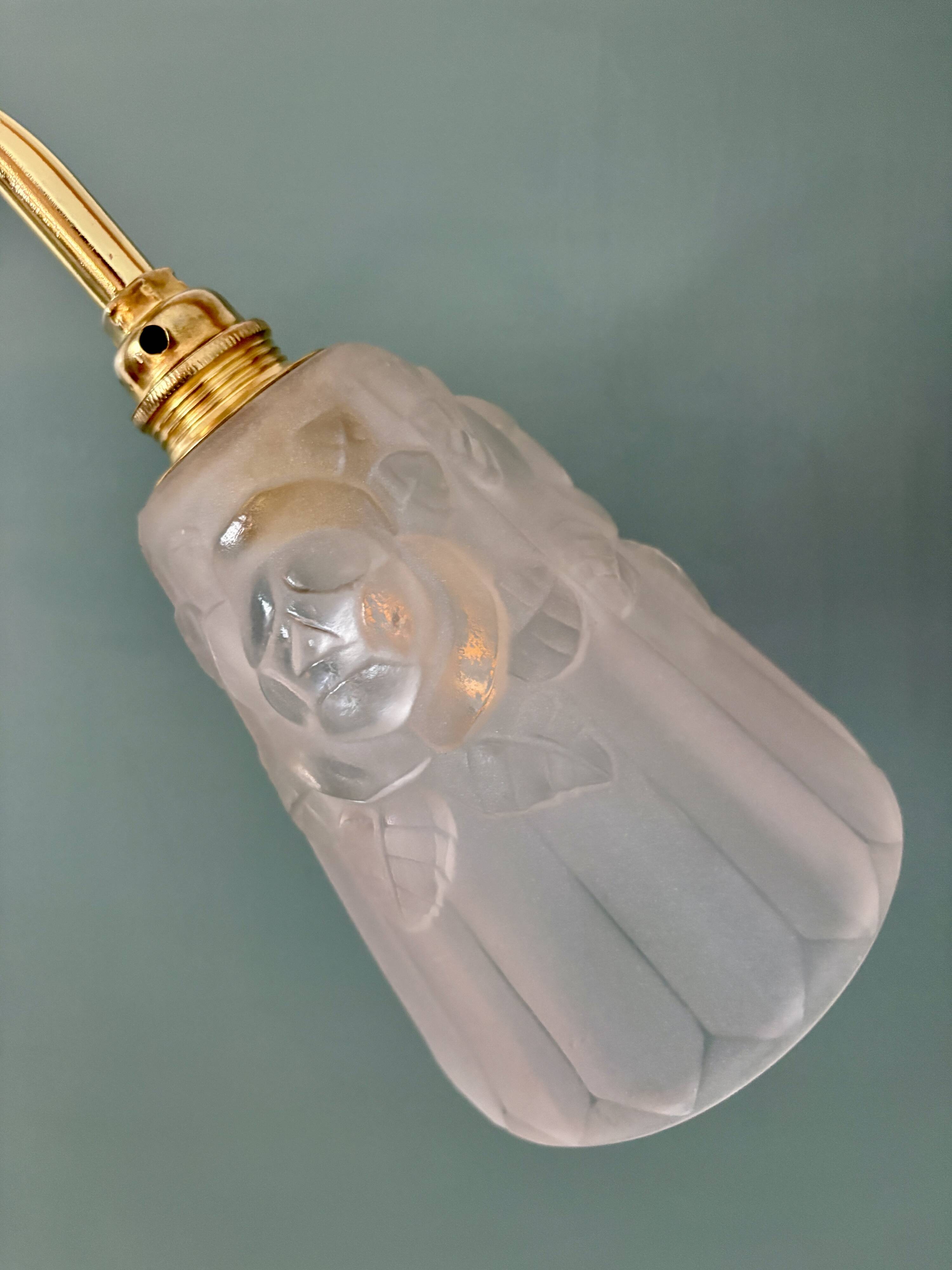Vintage Art Deco curved tulip wall light - Degué