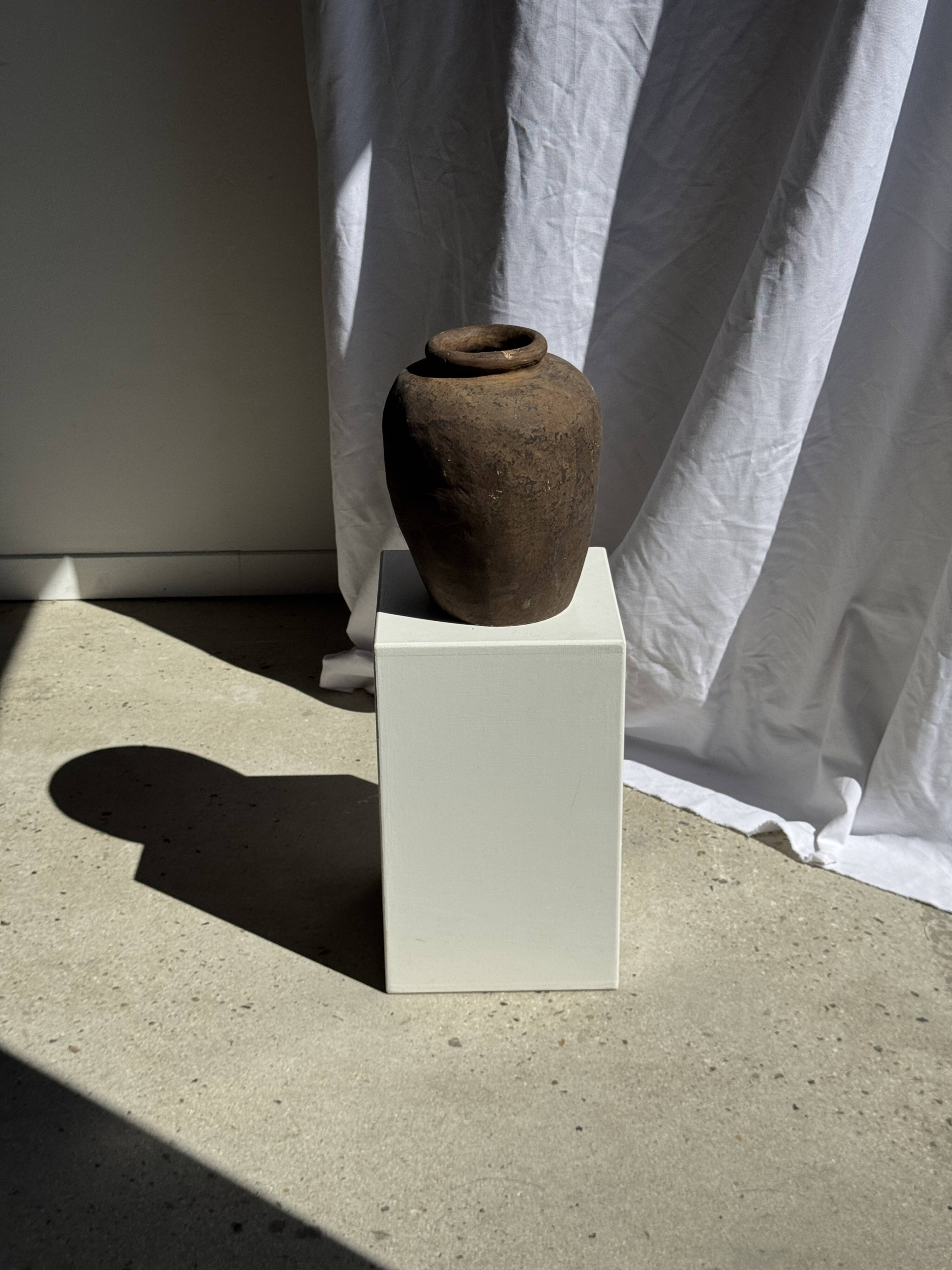 Borneo vase in beige terracotta H35 D23