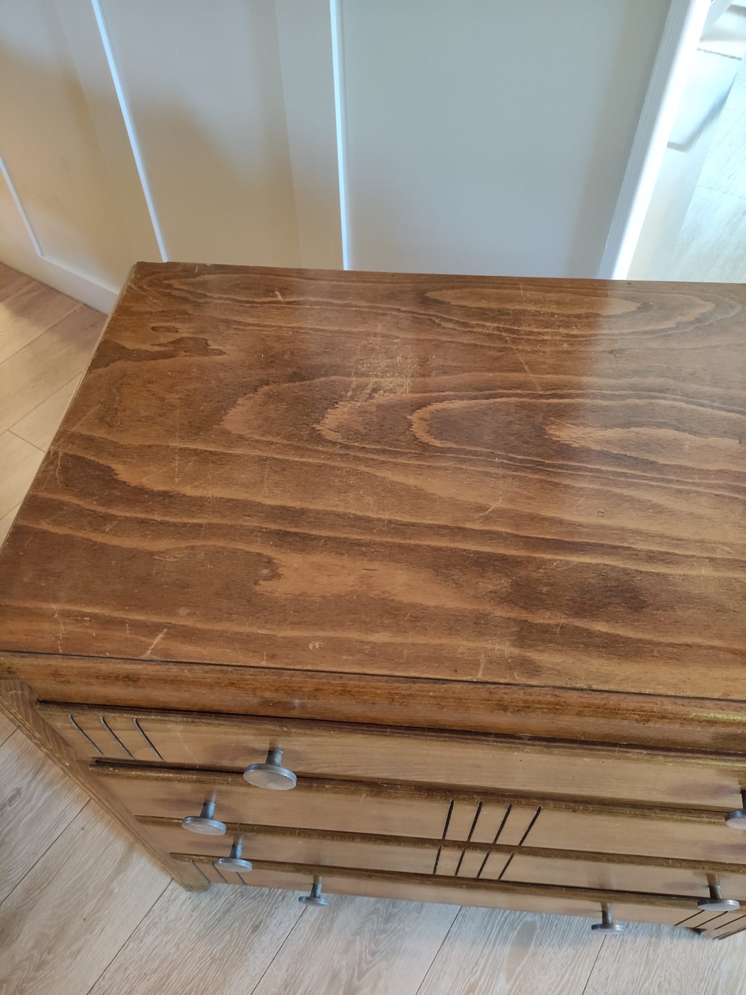 Vintage 40s chest of drawers