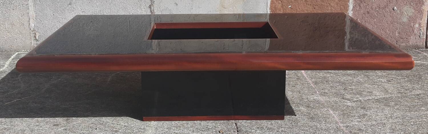 Signed coffee table (Jean Claude Mahey, 70s)